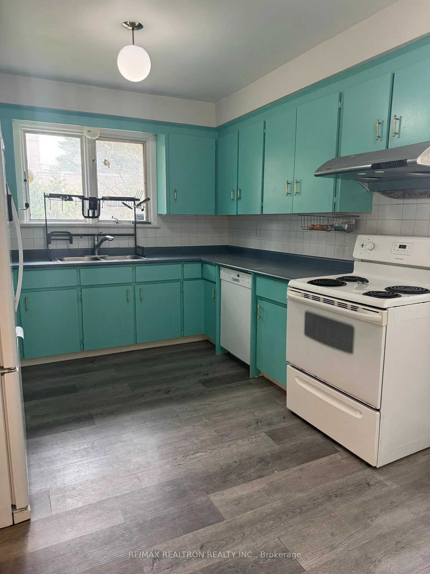 Photo 9 of Unit Main, 135 Royal Orchard Boulevard, Markham, Royal Orchard — HOMEH
