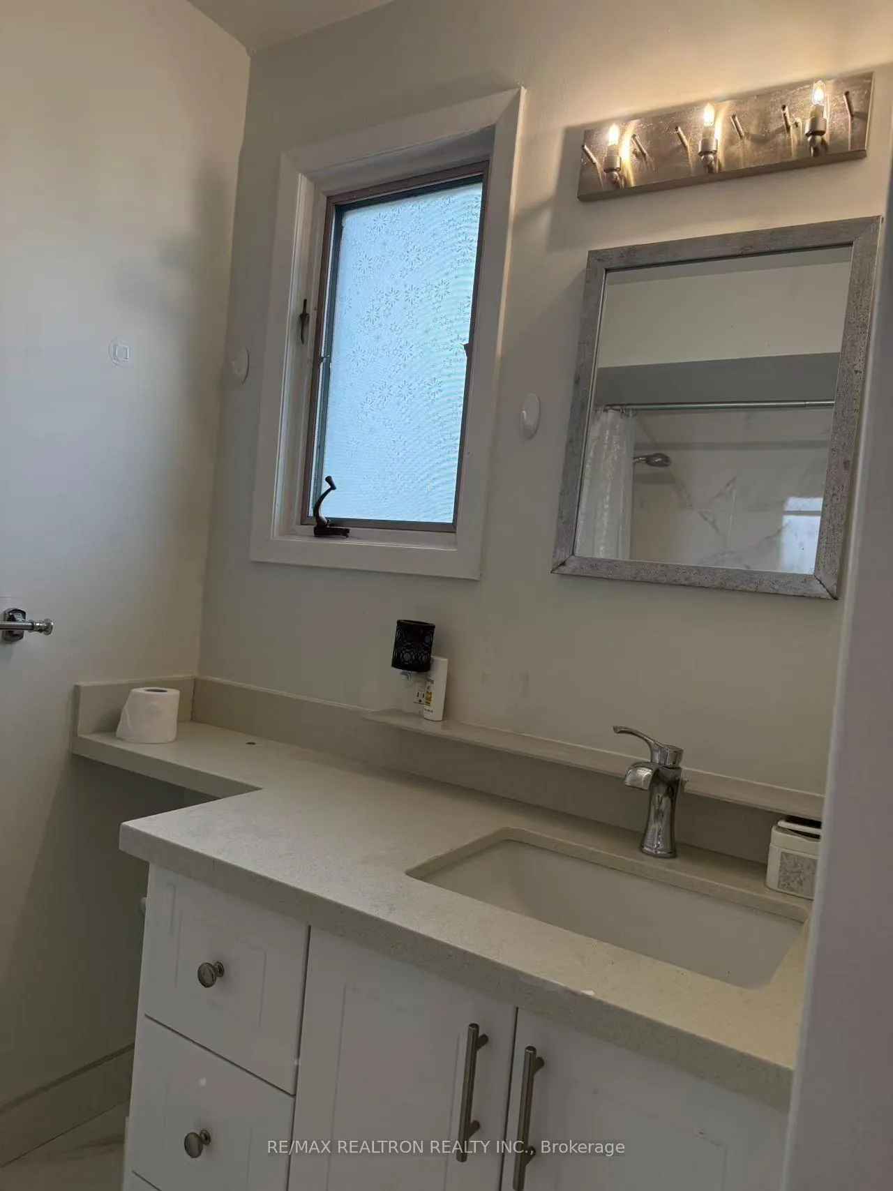 Photo 14 of Unit Main, 135 Royal Orchard Boulevard, Markham, Royal Orchard — HOMEH