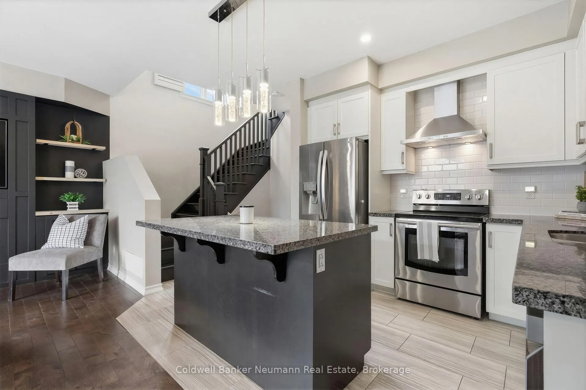 Photo 8 of 86 Pettitt Drive, Guelph, Grange Road — HOMEH
