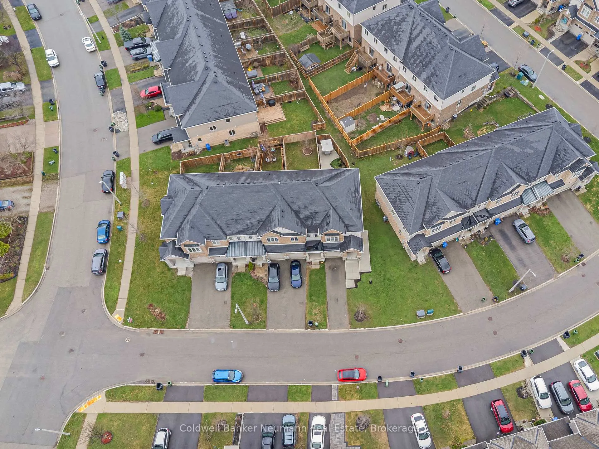 Photo 40 of 86 Pettitt Drive, Guelph, Grange Road — HOMEH