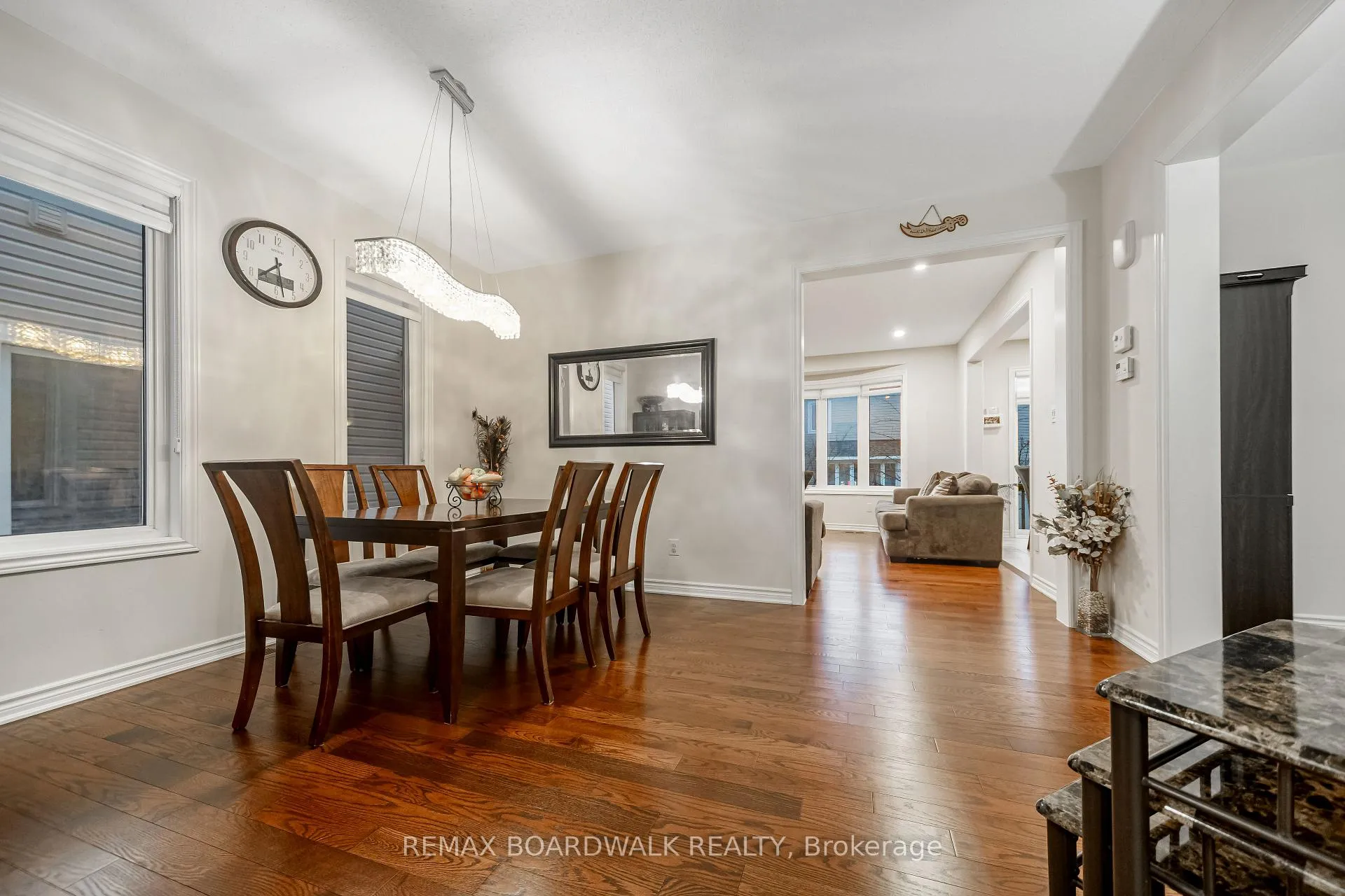 Photo 13 of 161 Flowing Creek Circle, Ottawa, Kanata - Emerald Meadows/Trailwest — HOMEH