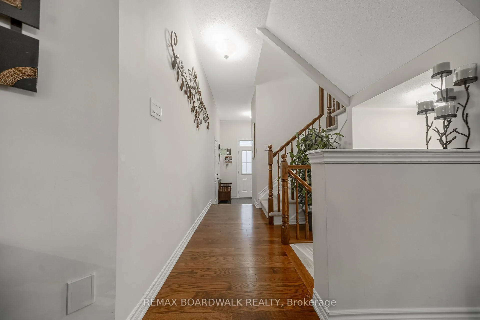 Photo 15 of 161 Flowing Creek Circle, Ottawa, Kanata - Emerald Meadows/Trailwest — HOMEH
