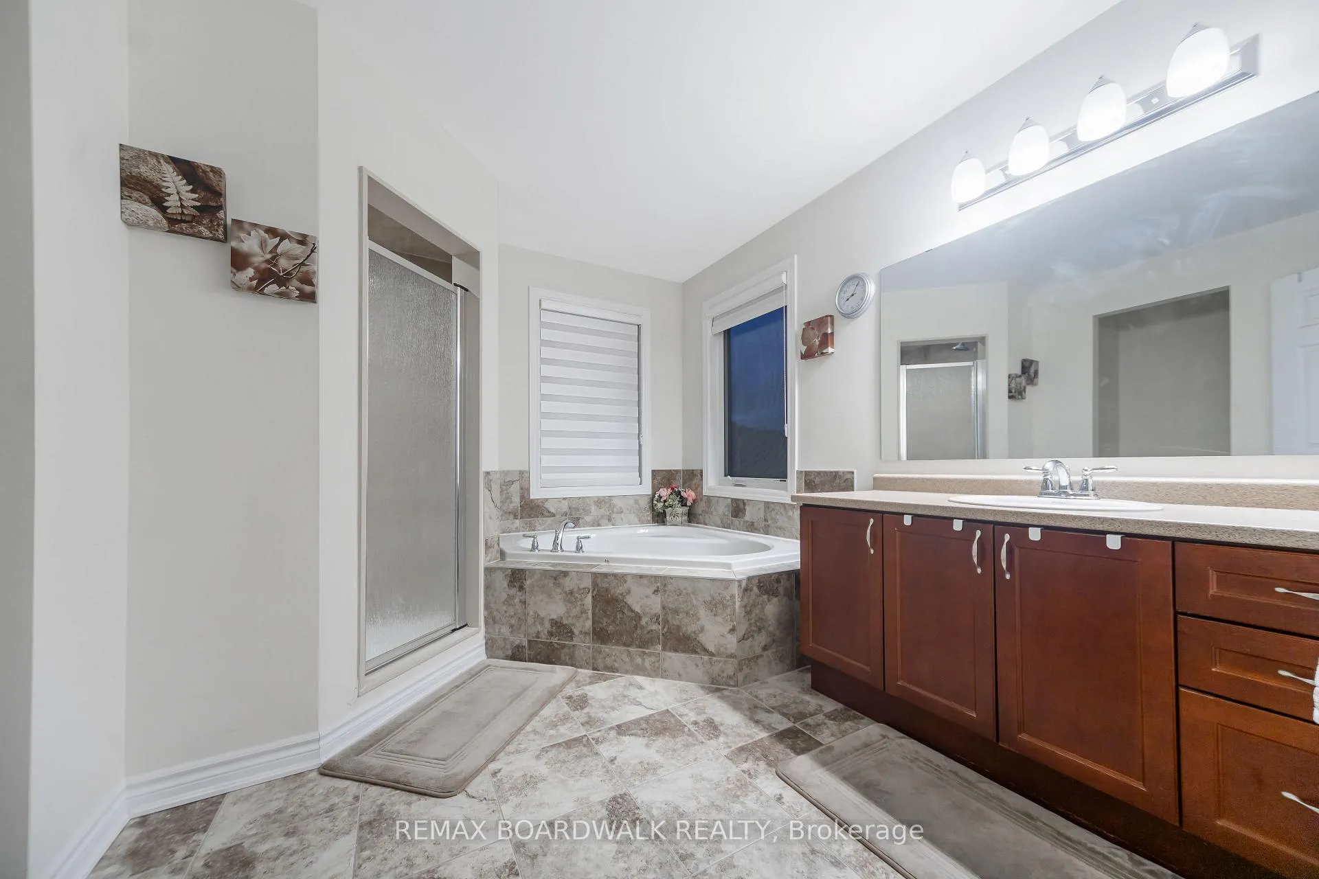 Photo 27 of 161 Flowing Creek Circle, Ottawa, Kanata - Emerald Meadows/Trailwest — HOMEH