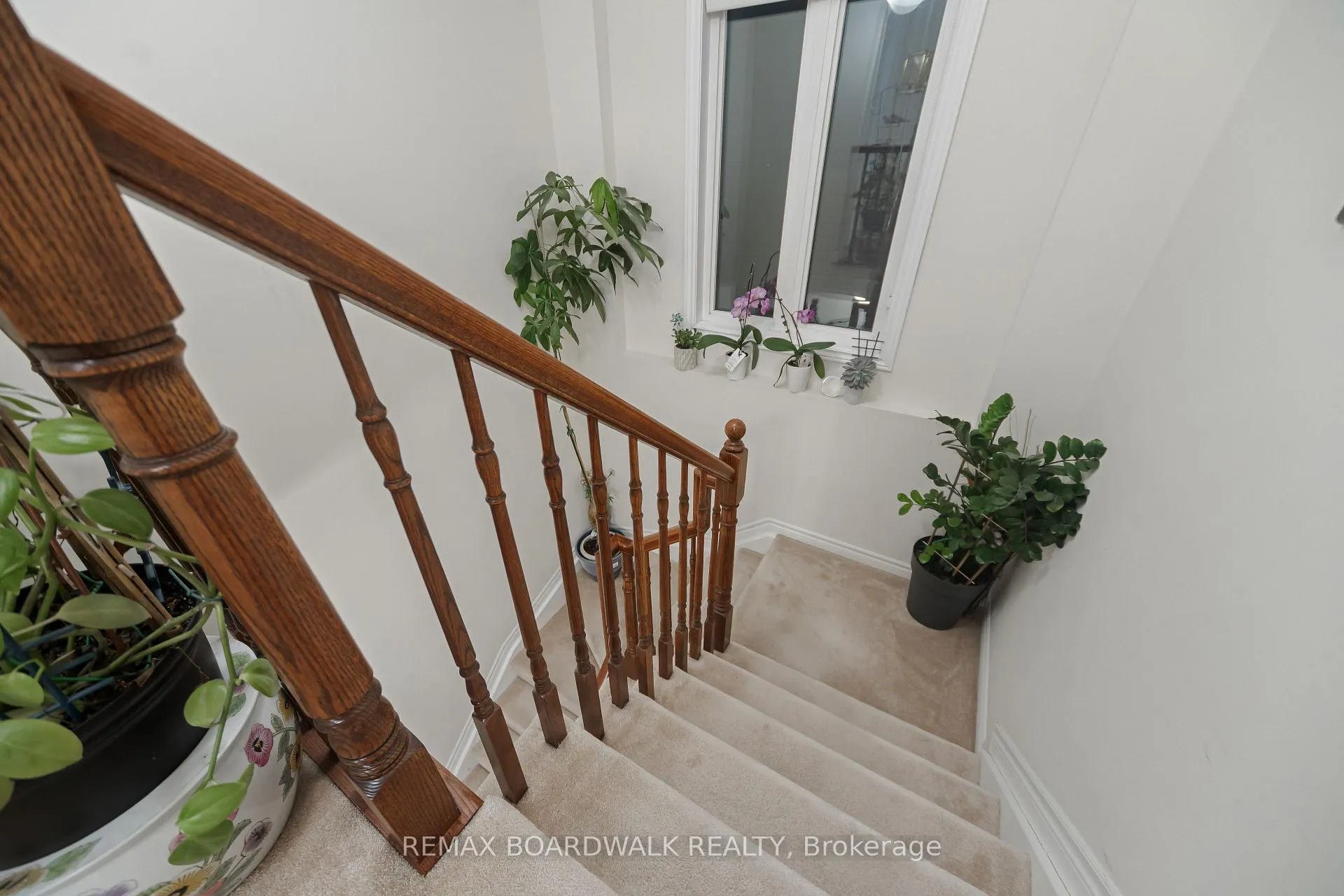 Photo 34 of 161 Flowing Creek Circle, Ottawa, Kanata - Emerald Meadows/Trailwest — HOMEH