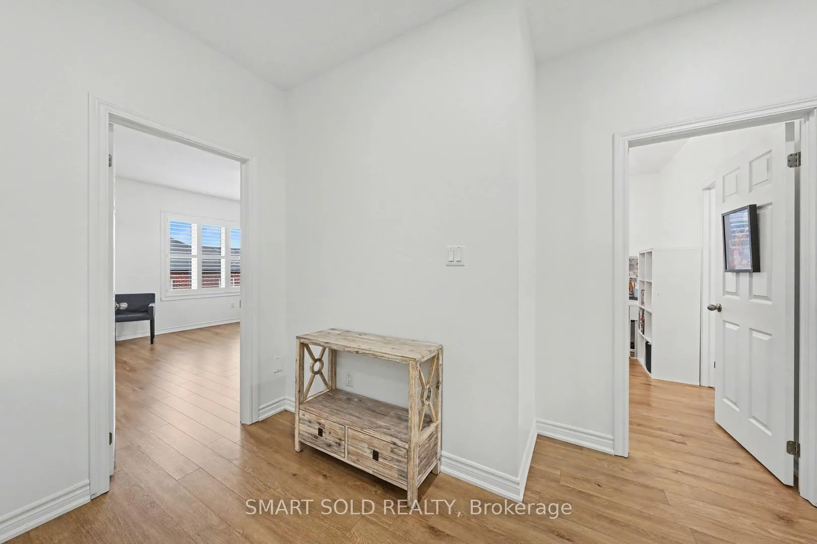 Photo 30 of 1239 Peelar Crescent, Innisfil, Lefroy — HOMEH