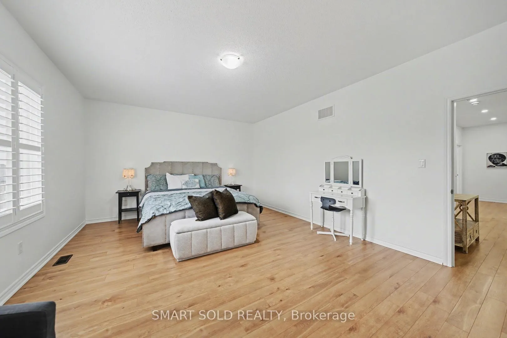 Photo 32 of 1239 Peelar Crescent, Innisfil, Lefroy — HOMEH