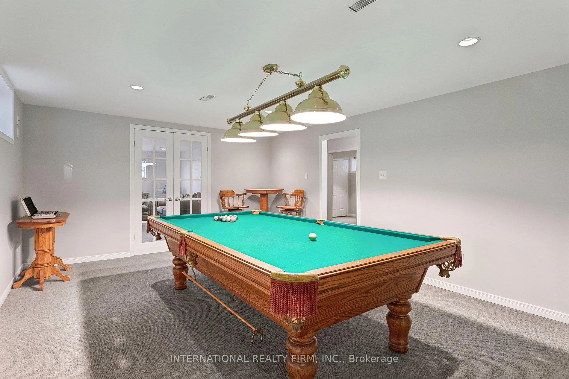 Photo 24 of 1326 Roxborough Crescent, Burlington, Palmer — HOMEH