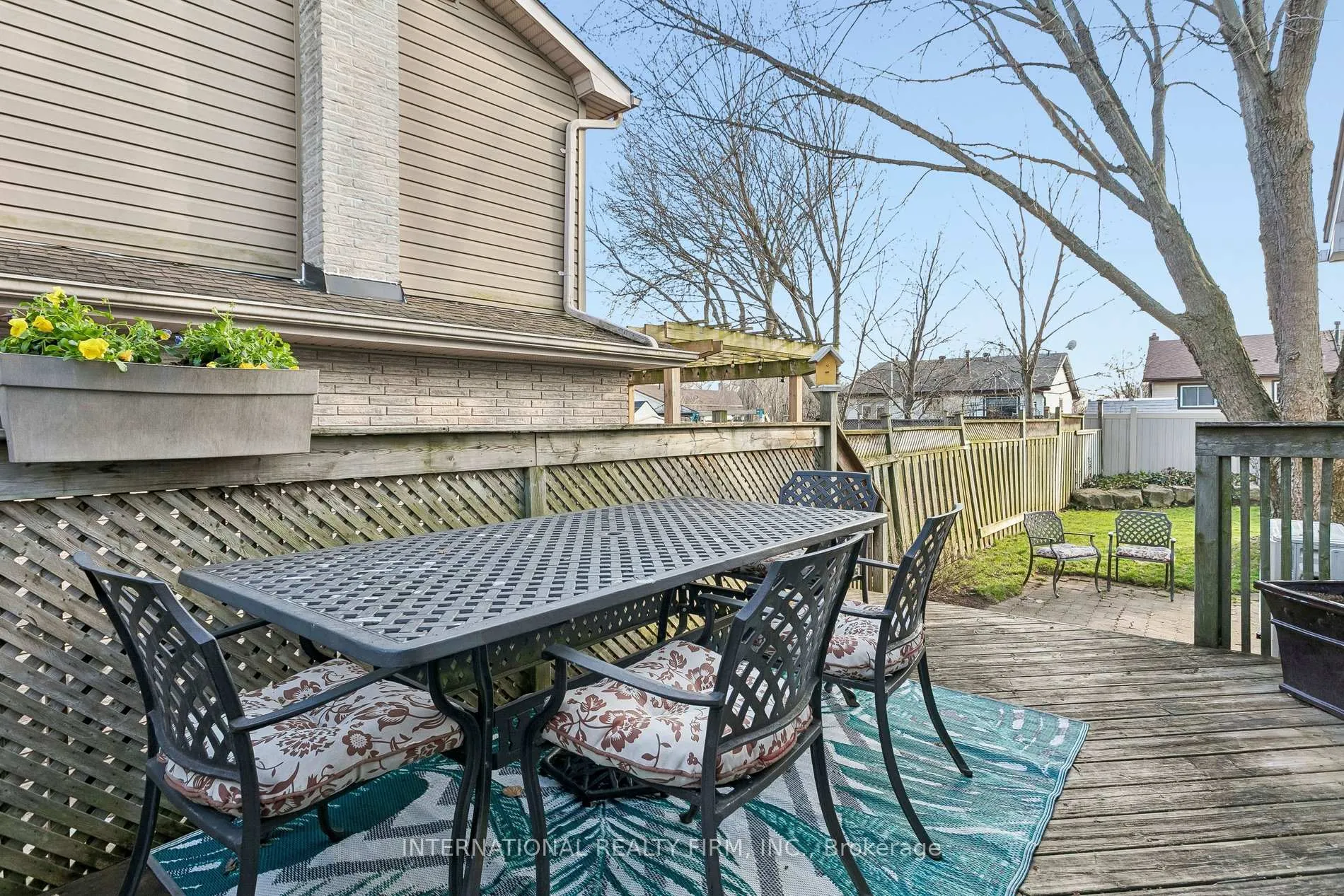 Photo 29 of 1326 Roxborough Crescent, Burlington, Palmer — HOMEH