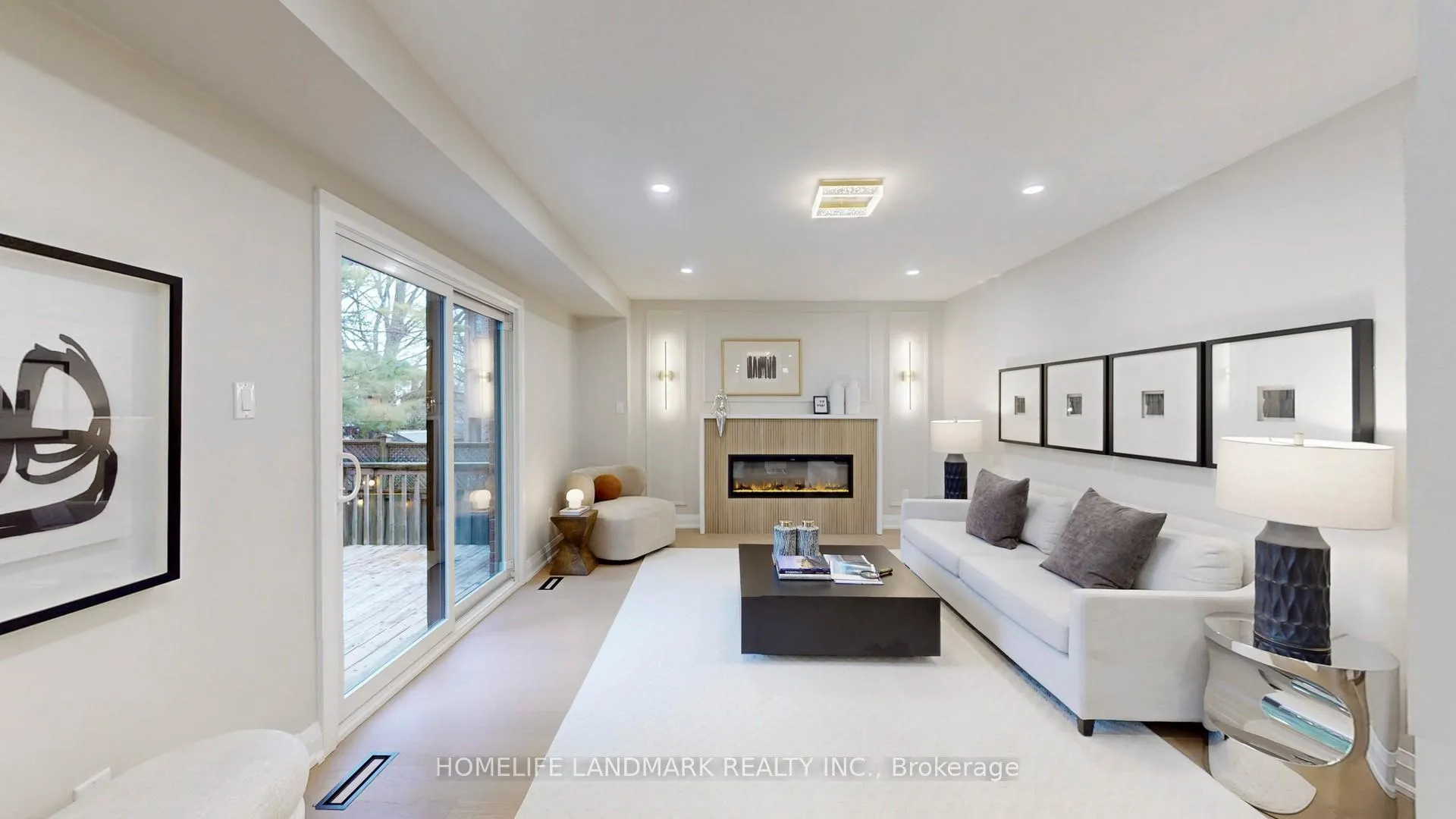 Photo 5 of 93 Gilbank Drive, Aurora, Aurora Heights — HOMEH
