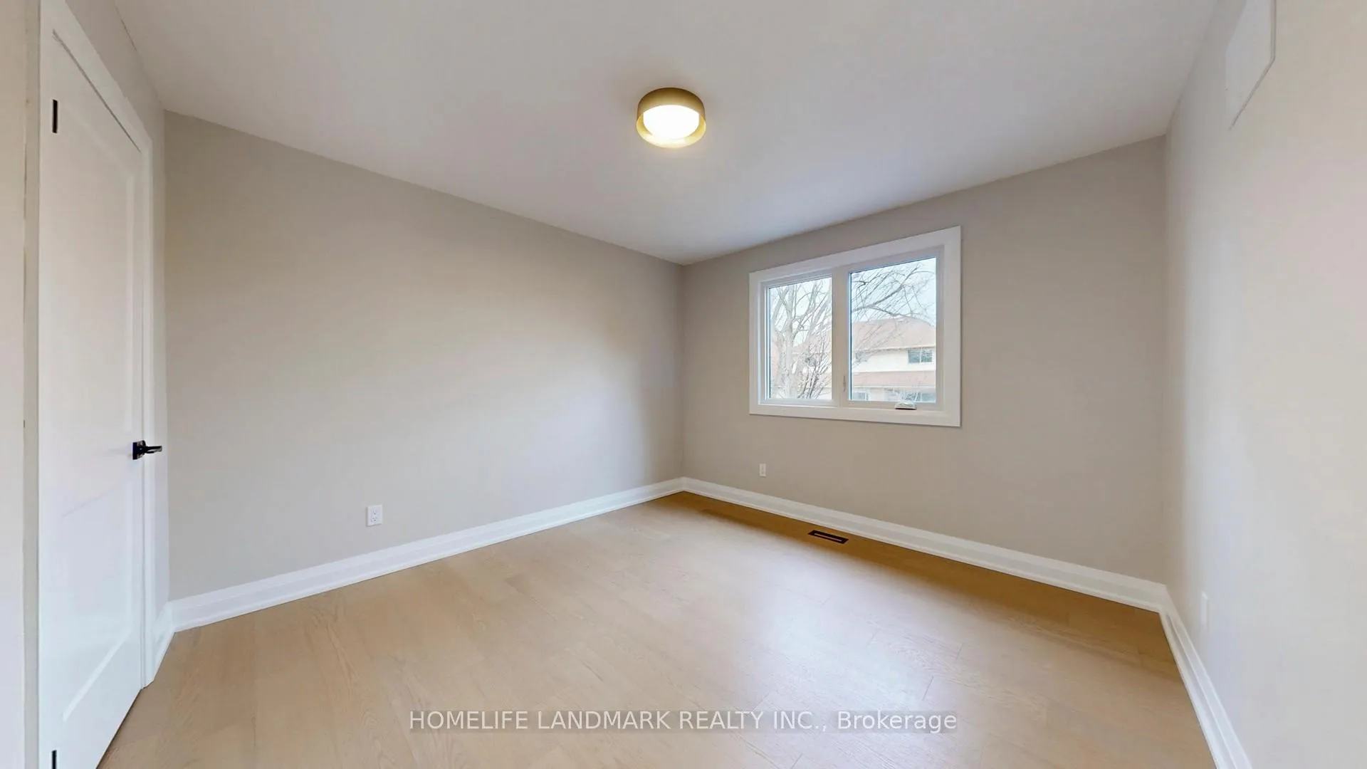 Photo 16 of 93 Gilbank Drive, Aurora, Aurora Heights — HOMEH