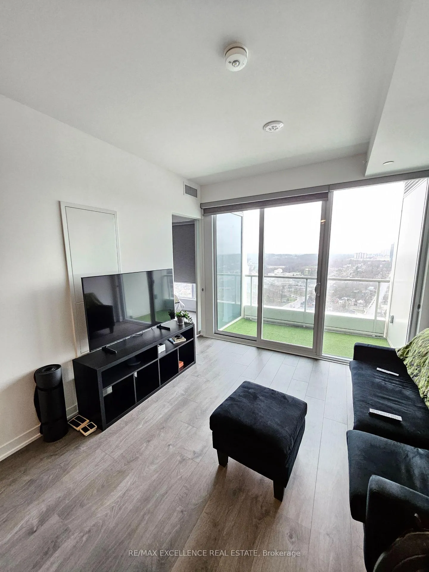 Photo 13 of Unit 2803, 39 Mary Street, Barrie, City Centre — HOMEH