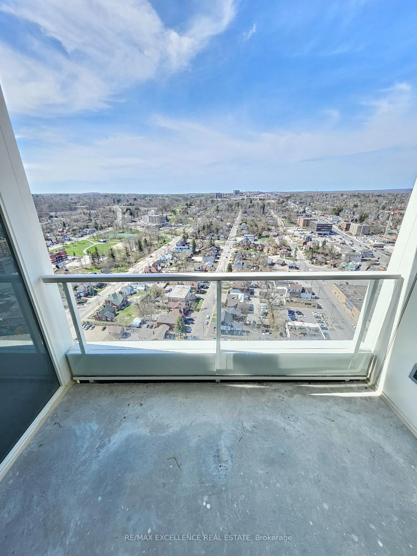 Photo 17 of Unit 2803, 39 Mary Street, Barrie, City Centre — HOMEH