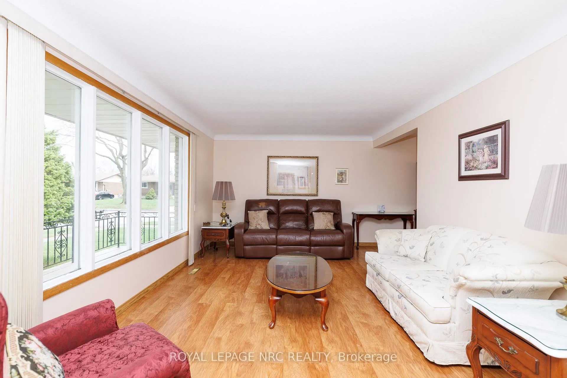 Photo 6 of 6536 Cropp Street, Niagara Falls, Morrison — HOMEH