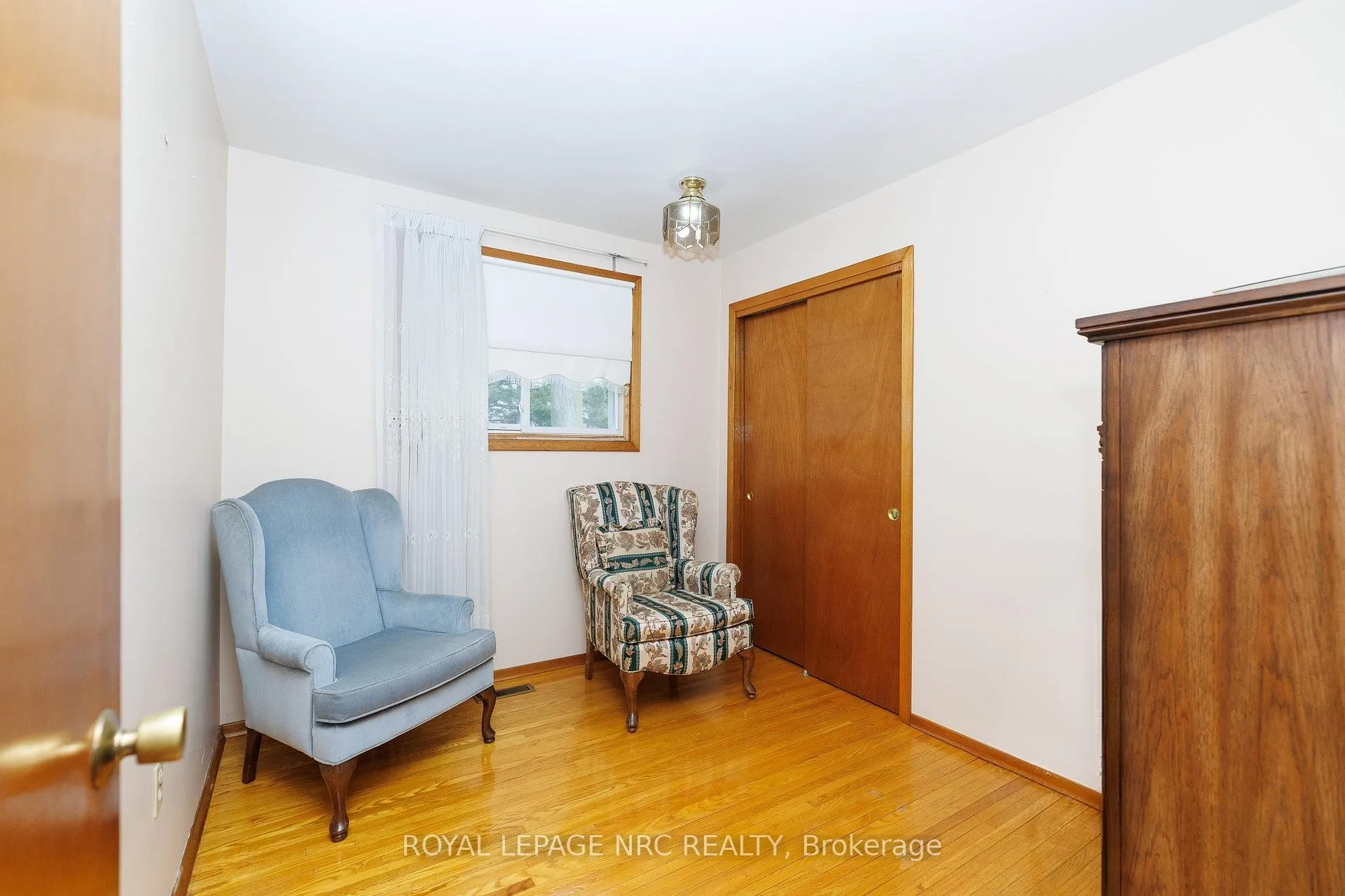 Photo 13 of 6536 Cropp Street, Niagara Falls, Morrison — HOMEH