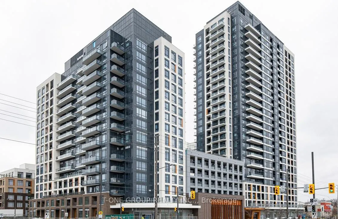 Front of Unit B802, 7950 Bathurst Street