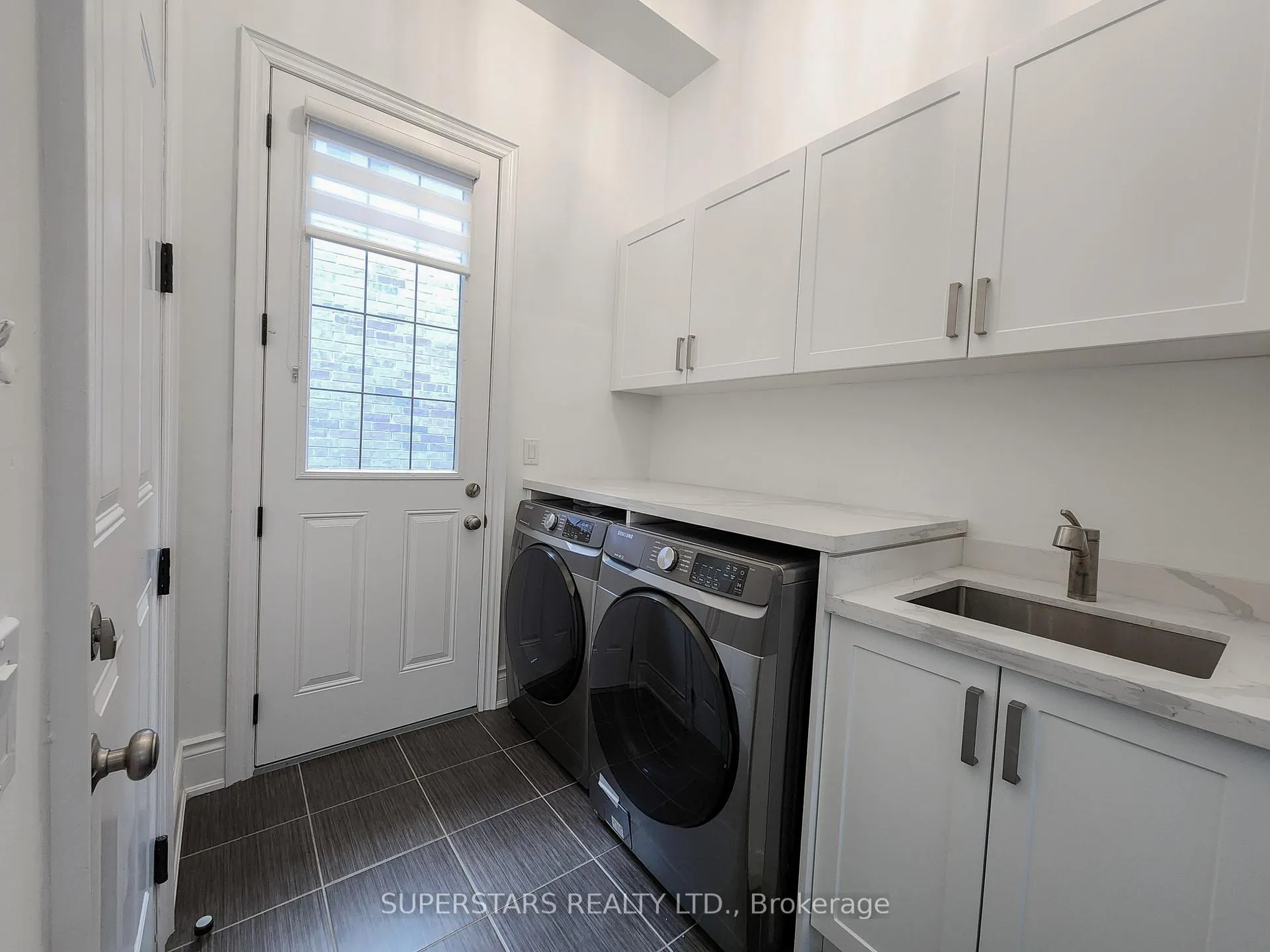 Photo 12 of 47 Hurst Avenue, Vaughan, Patterson — HOMEH