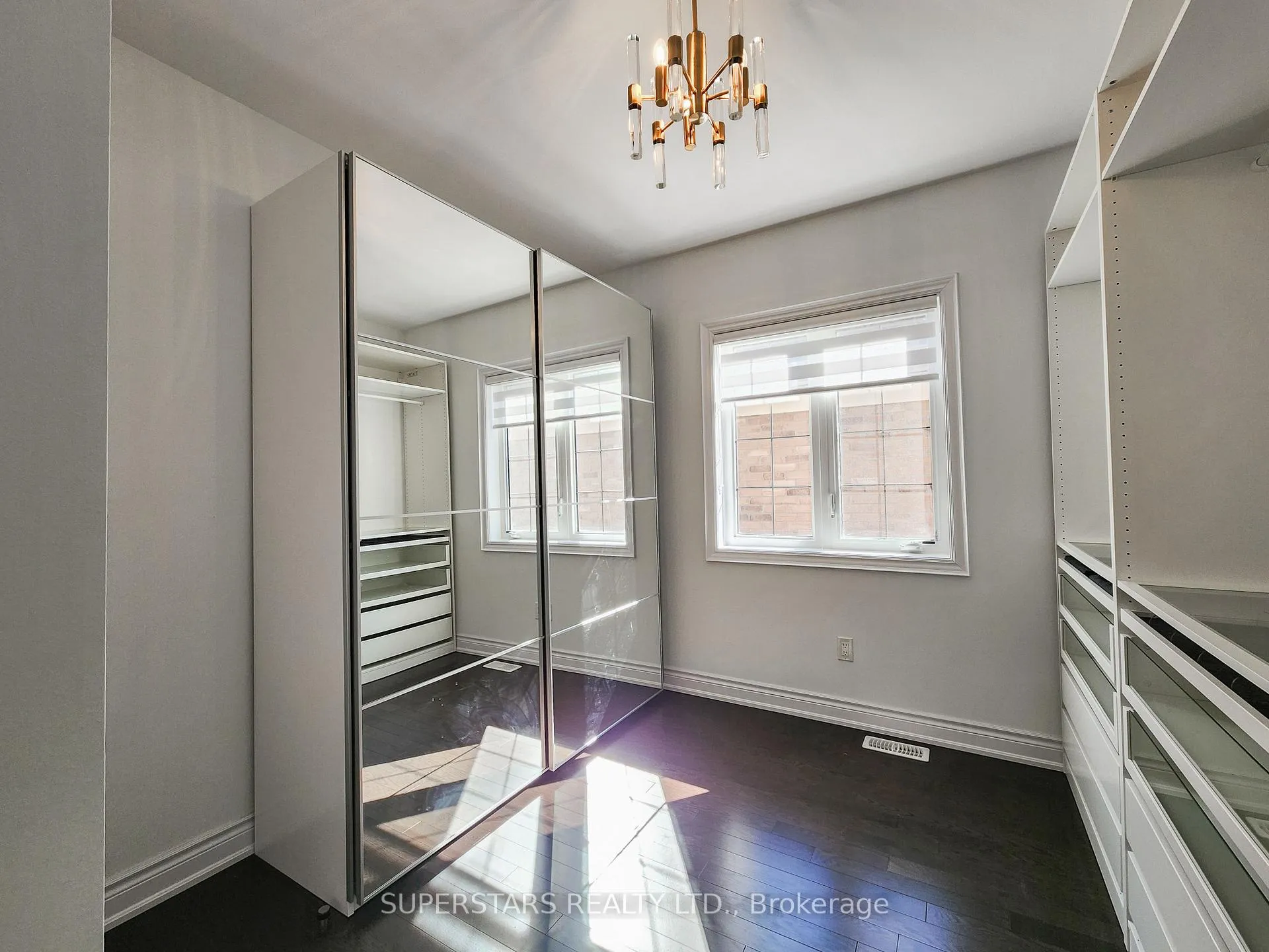 Photo 16 of 47 Hurst Avenue, Vaughan, Patterson — HOMEH
