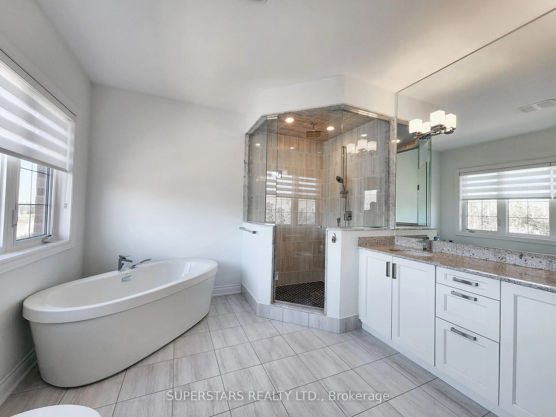 Photo 19 of 47 Hurst Avenue, Vaughan, Patterson — HOMEH