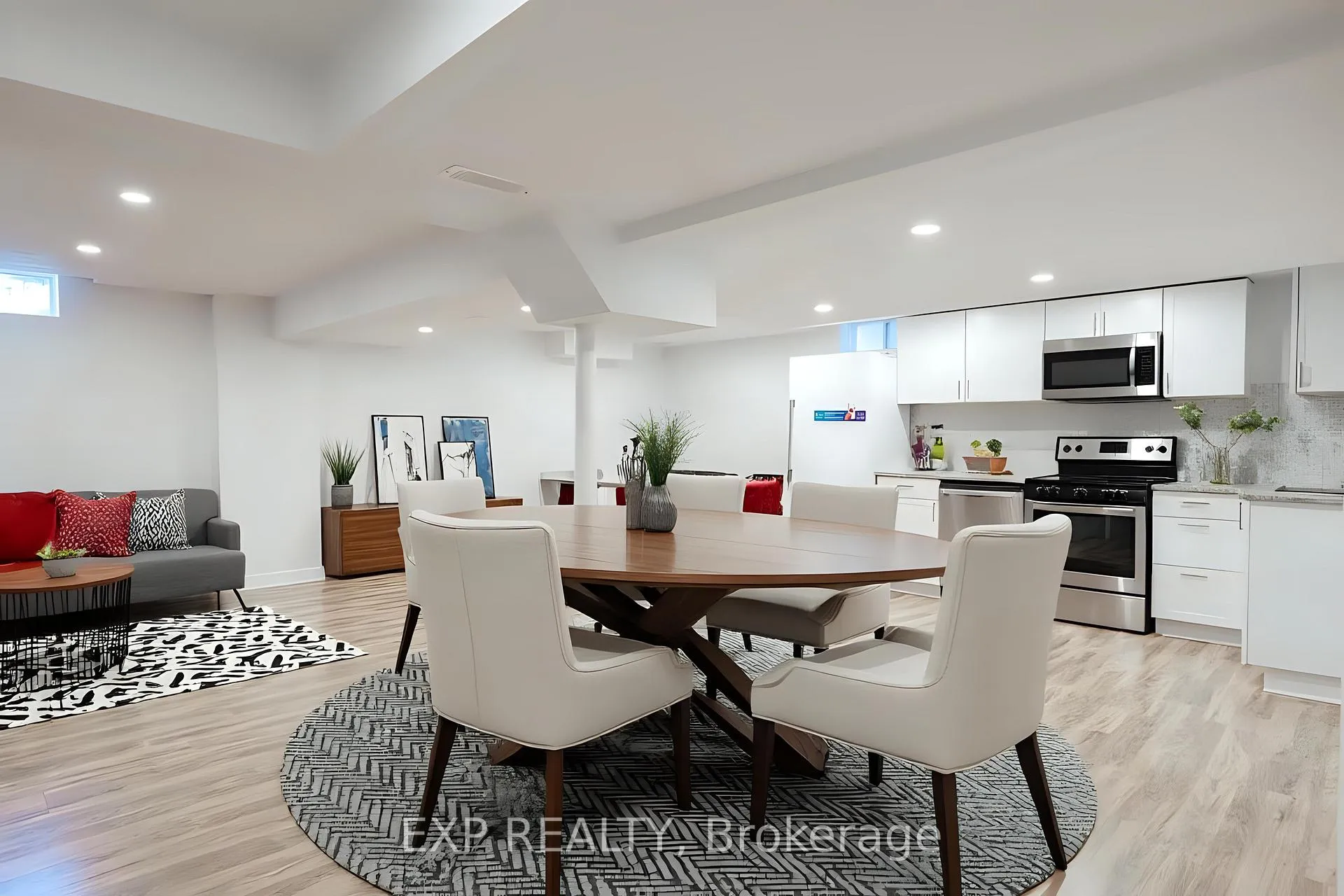 Photo 19 of 8375 Elderberry Drive S, Niagara Falls, Brown — HOMEH