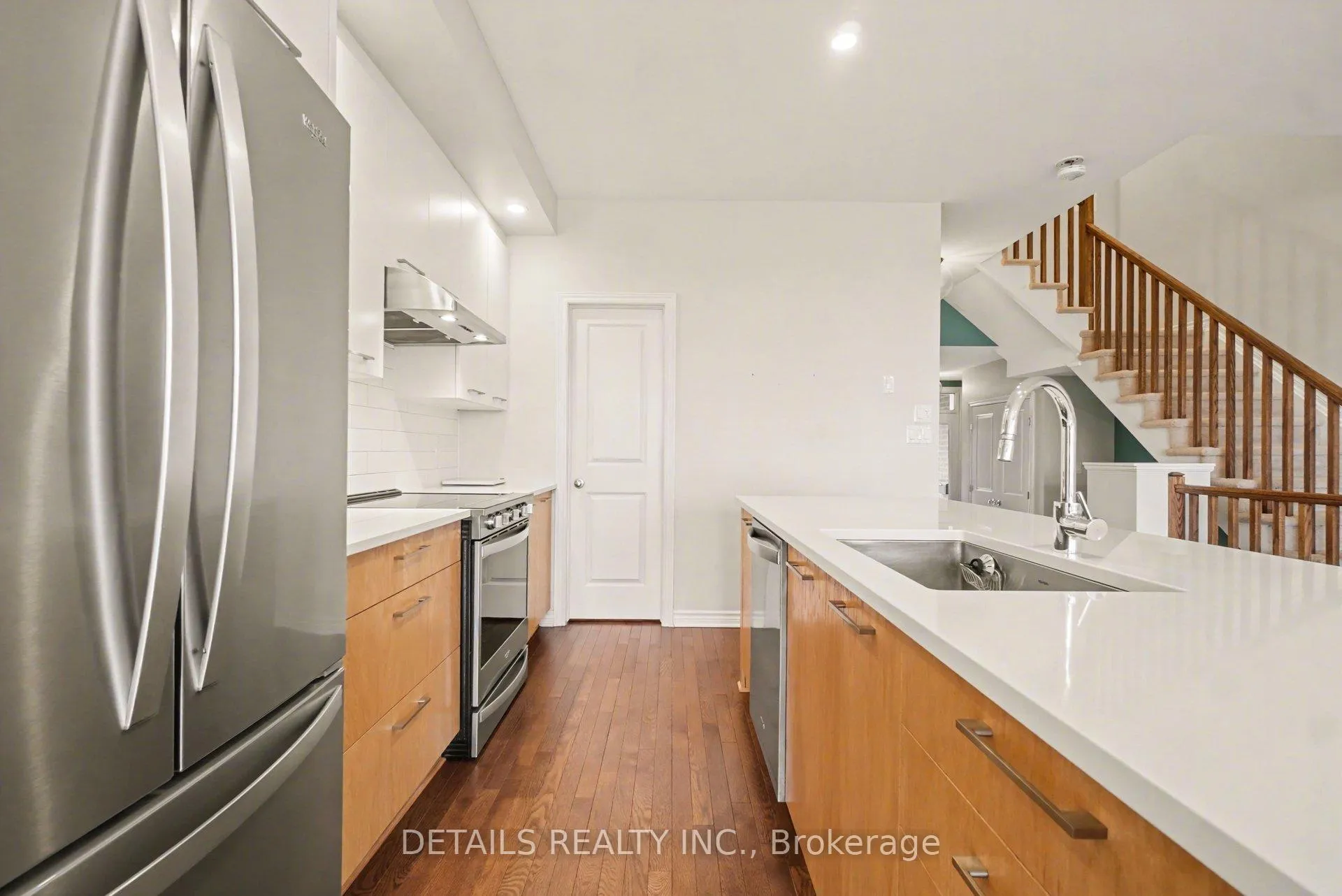 Photo 15 of 355 Mishawashkode Street, Ottawa, Camelot — HOMEH