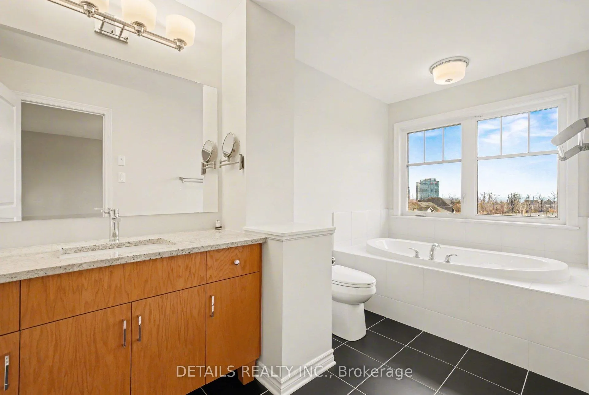Photo 23 of 355 Mishawashkode Street, Ottawa, Camelot — HOMEH