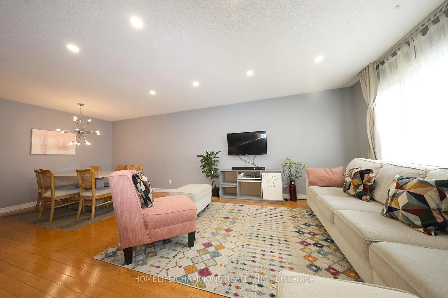 Photo 2 of 865 Vicki Drive, Pickering, West Shore — HOMEH