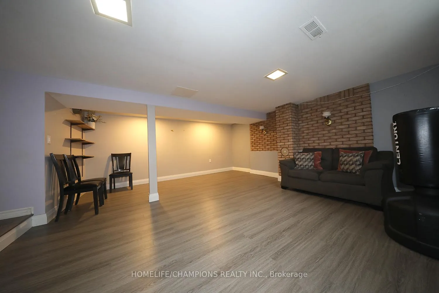 Photo 23 of 865 Vicki Drive, Pickering, West Shore — HOMEH
