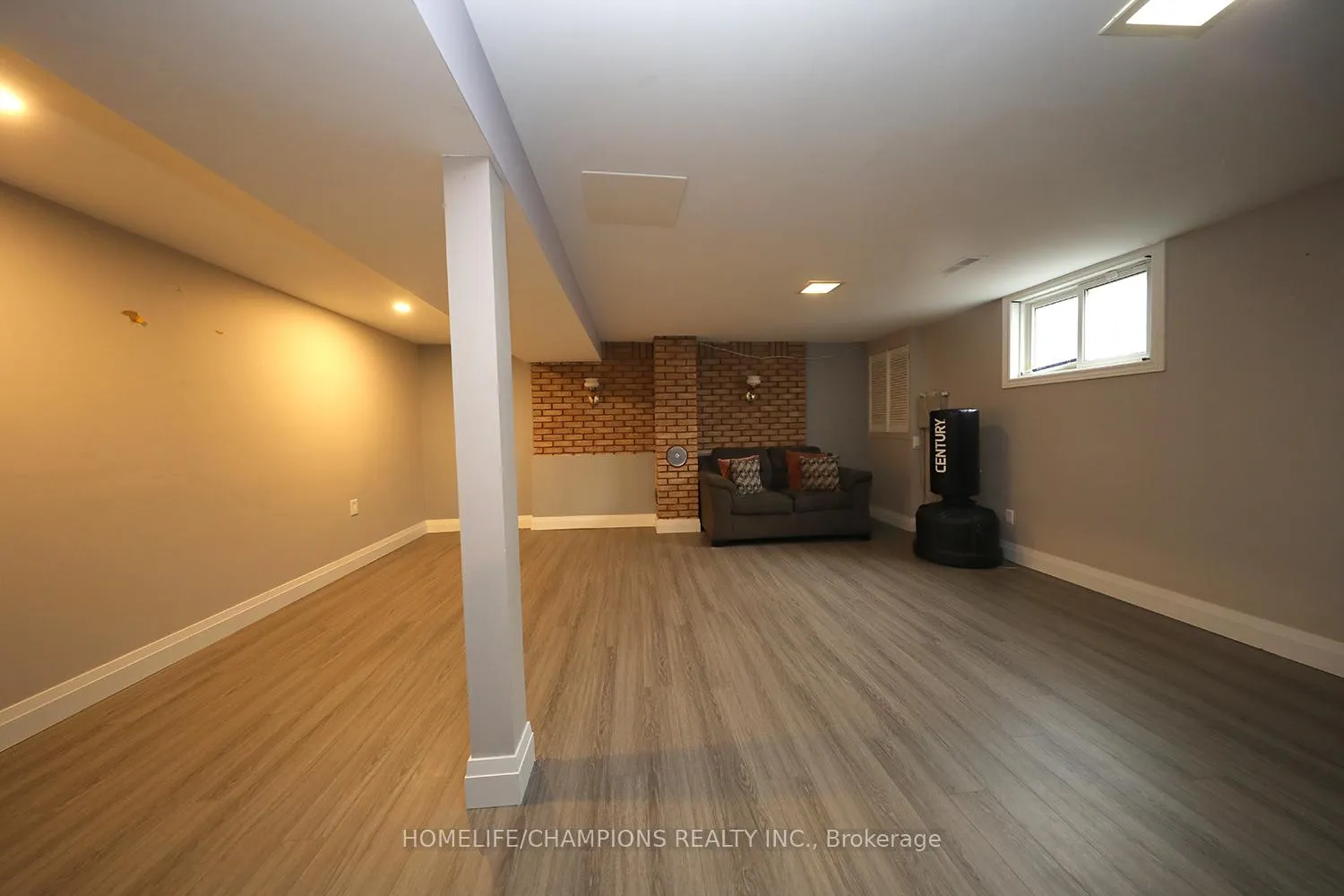Photo 24 of 865 Vicki Drive, Pickering, West Shore — HOMEH