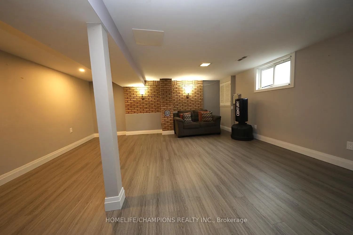 Photo 25 of 865 Vicki Drive, Pickering, West Shore — HOMEH
