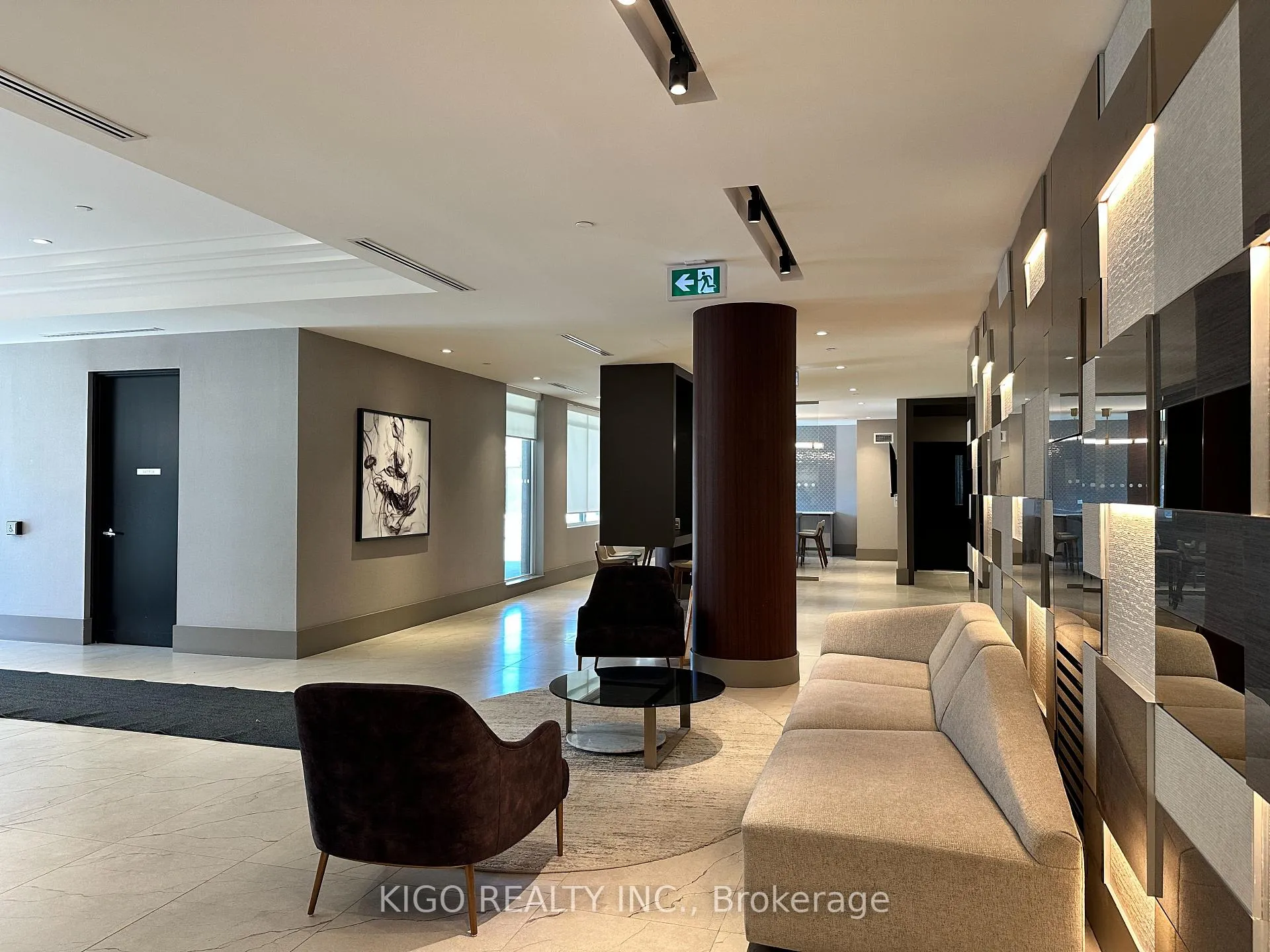 Photo 7 of Unit 905, 55 Duke Street W, Kitchener, City Commercial Core — HOMEH