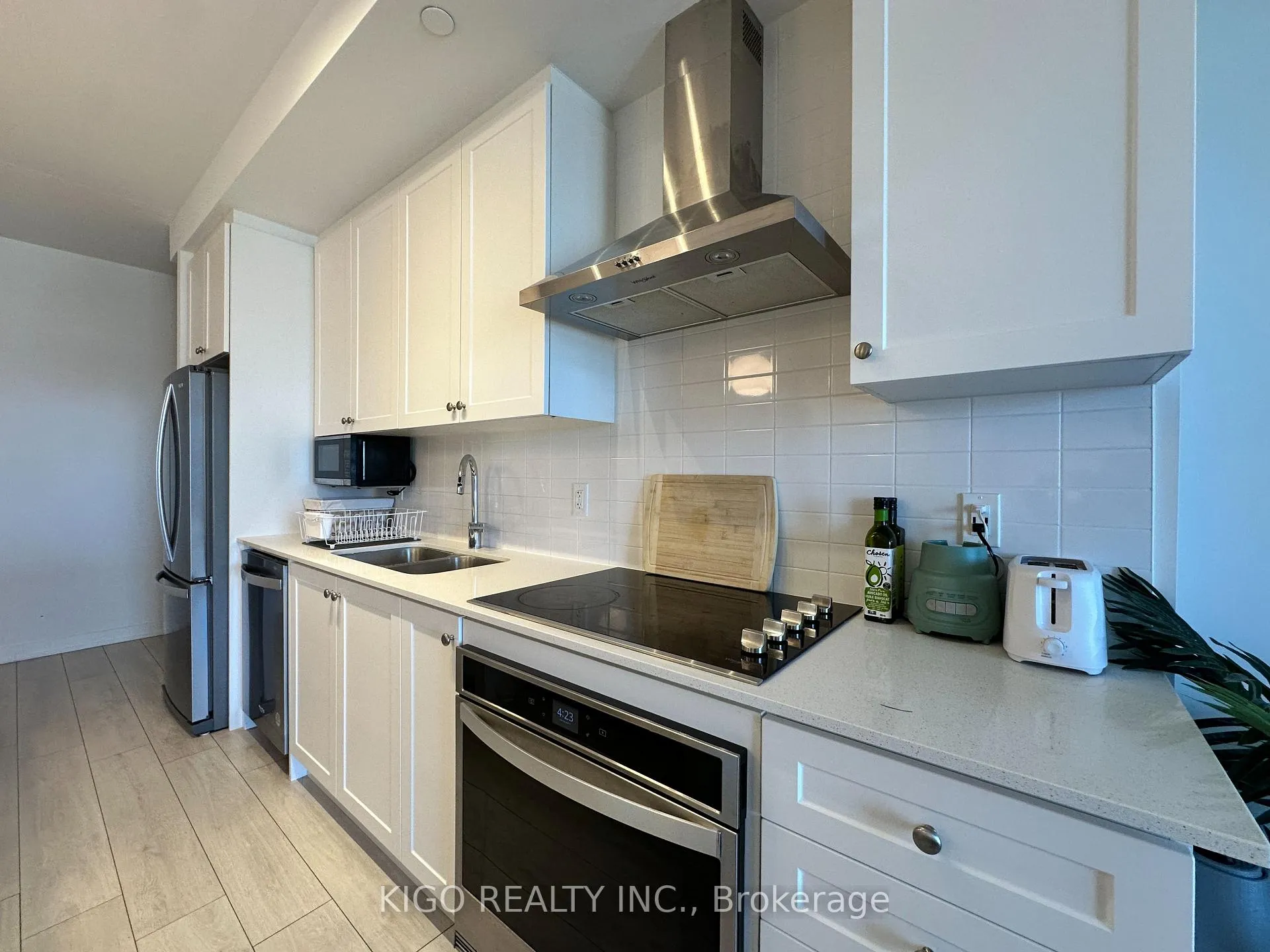 Photo 17 of Unit 905, 55 Duke Street W, Kitchener, City Commercial Core — HOMEH