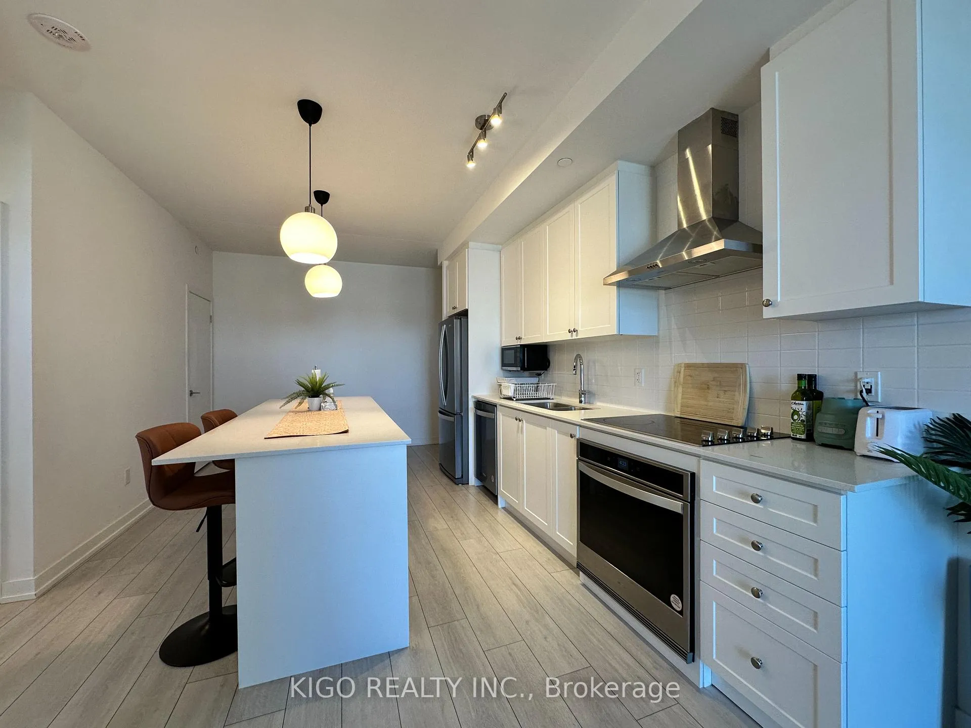 Photo 18 of Unit 905, 55 Duke Street W, Kitchener, City Commercial Core — HOMEH