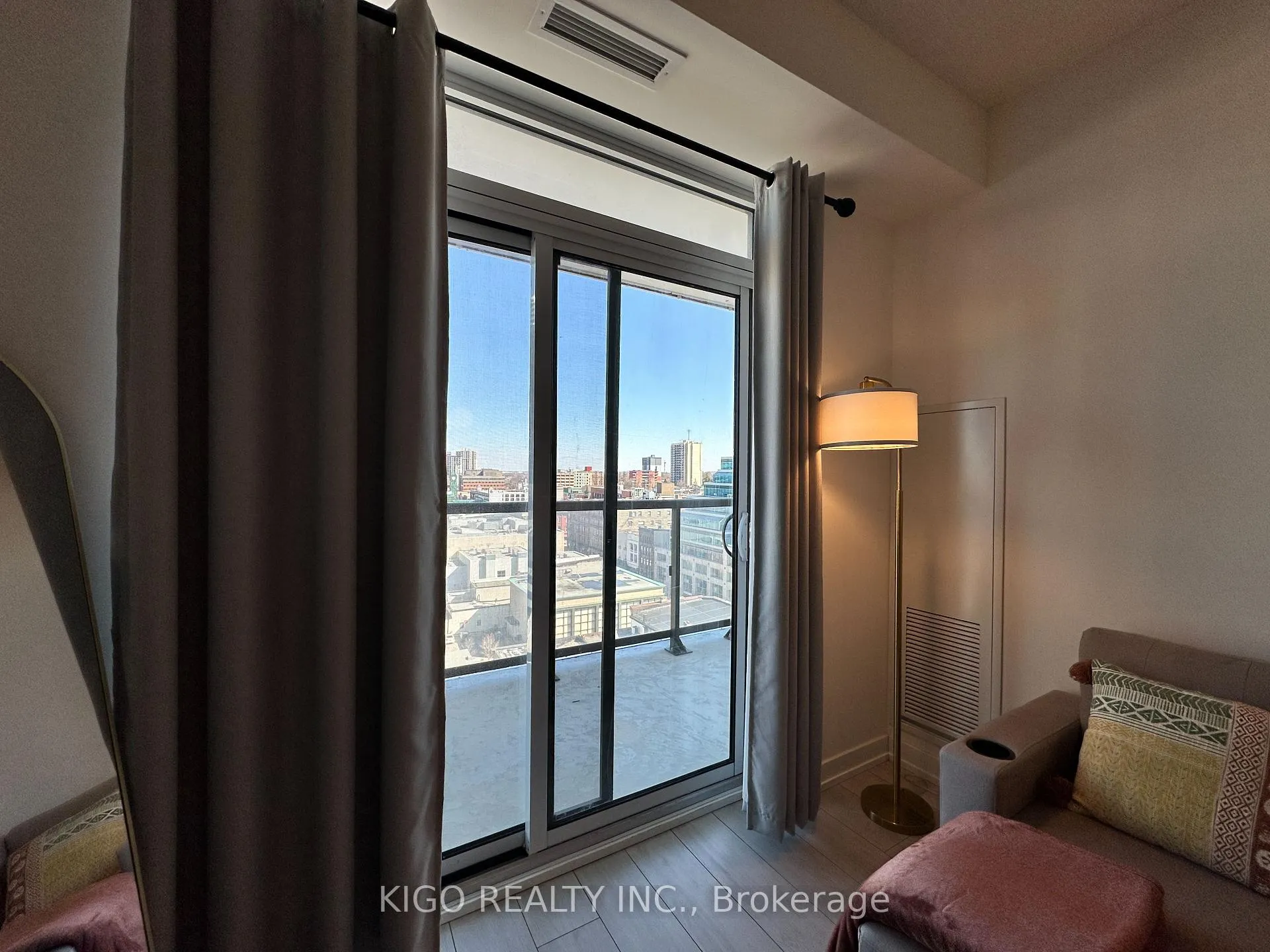 Photo 22 of Unit 905, 55 Duke Street W, Kitchener, City Commercial Core — HOMEH