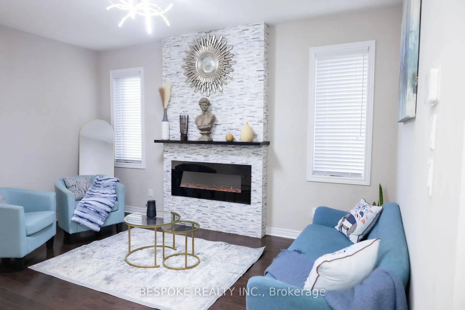 Photo 2 of 1100 Cactus Crescent, Pickering, Rural Pickering — HOMEH