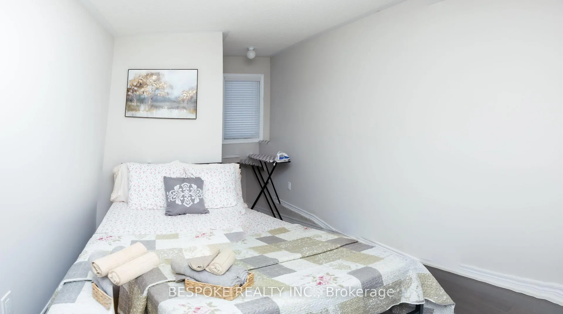 Photo 12 of 1100 Cactus Crescent, Pickering, Rural Pickering — HOMEH
