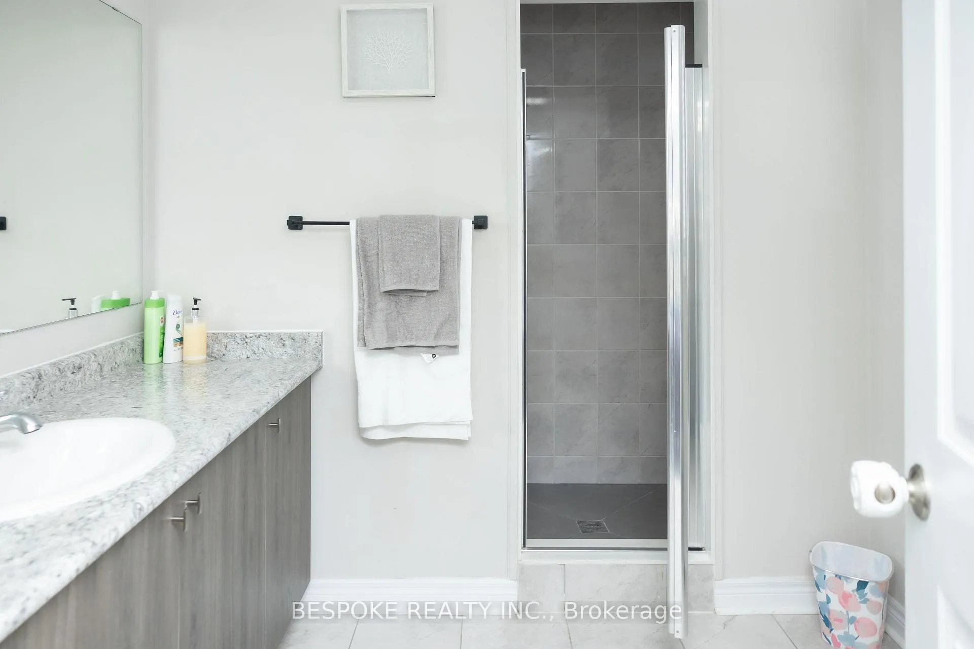 Photo 16 of 1100 Cactus Crescent, Pickering, Rural Pickering — HOMEH