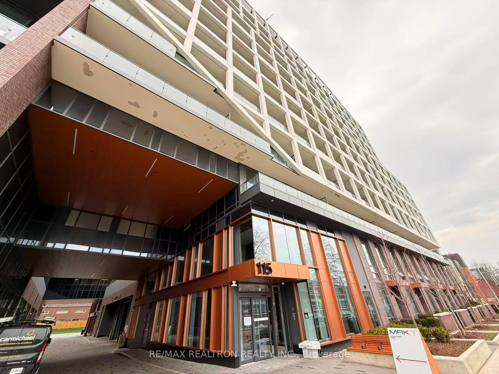 Front of Unit 407, 115 Denison Avenue