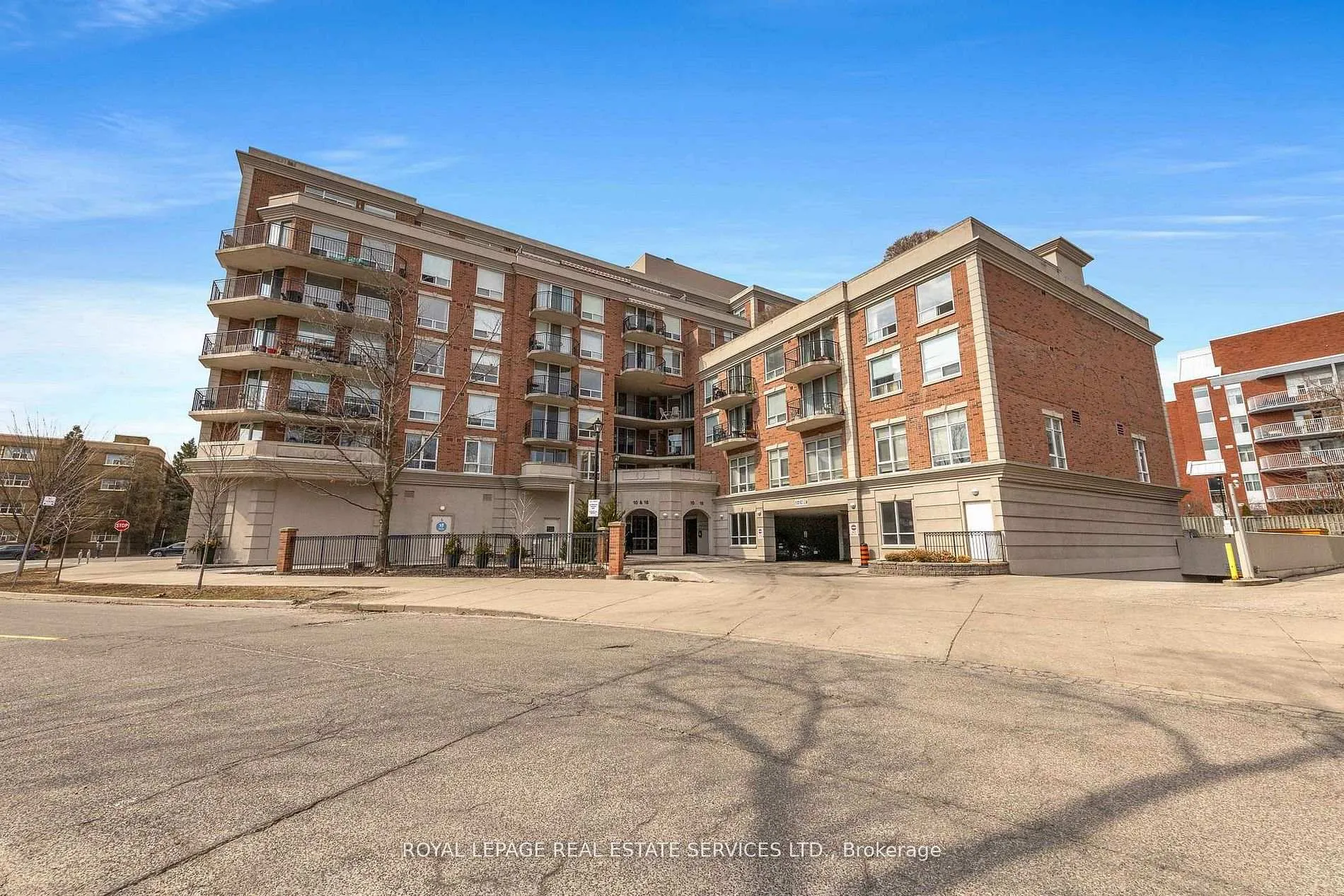 Photo 3 of Unit 606, 18 Wanless Avenue, Toronto, Lawrence Park North — HOMEH