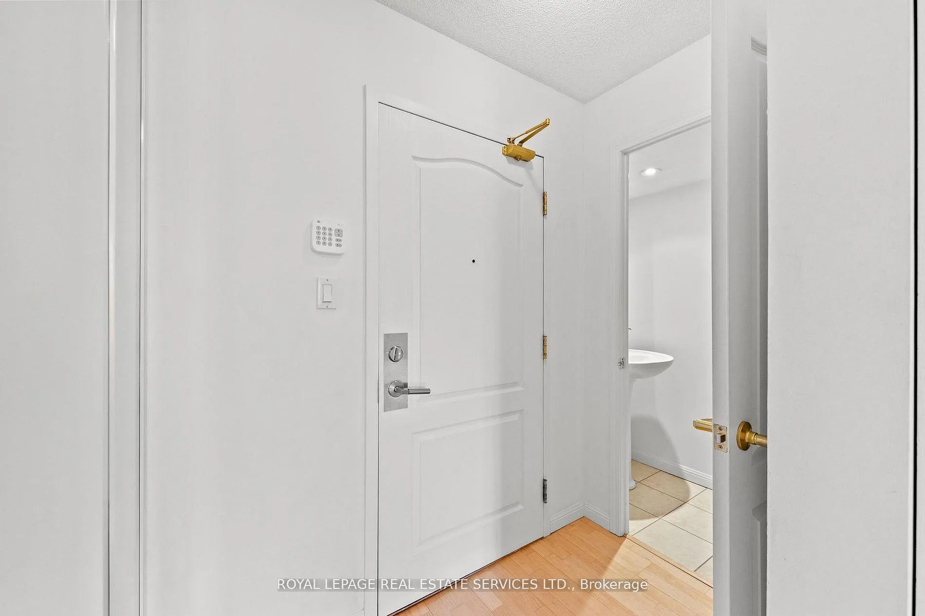 Photo 5 of Unit 606, 18 Wanless Avenue, Toronto, Lawrence Park North — HOMEH