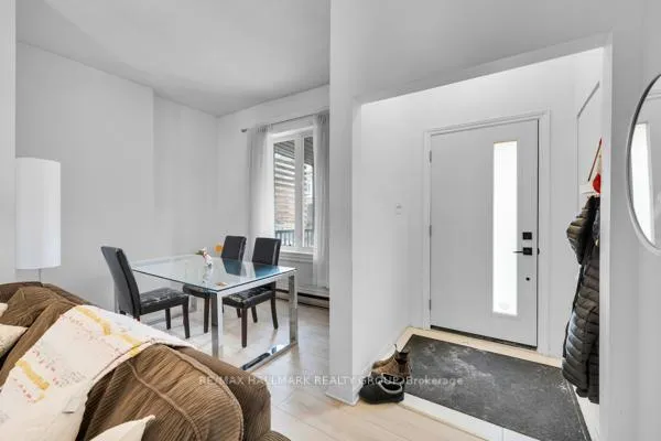 Photo 4 of 69 Blackburn Avenue, Ottawa, Sandy Hill — HOMEH