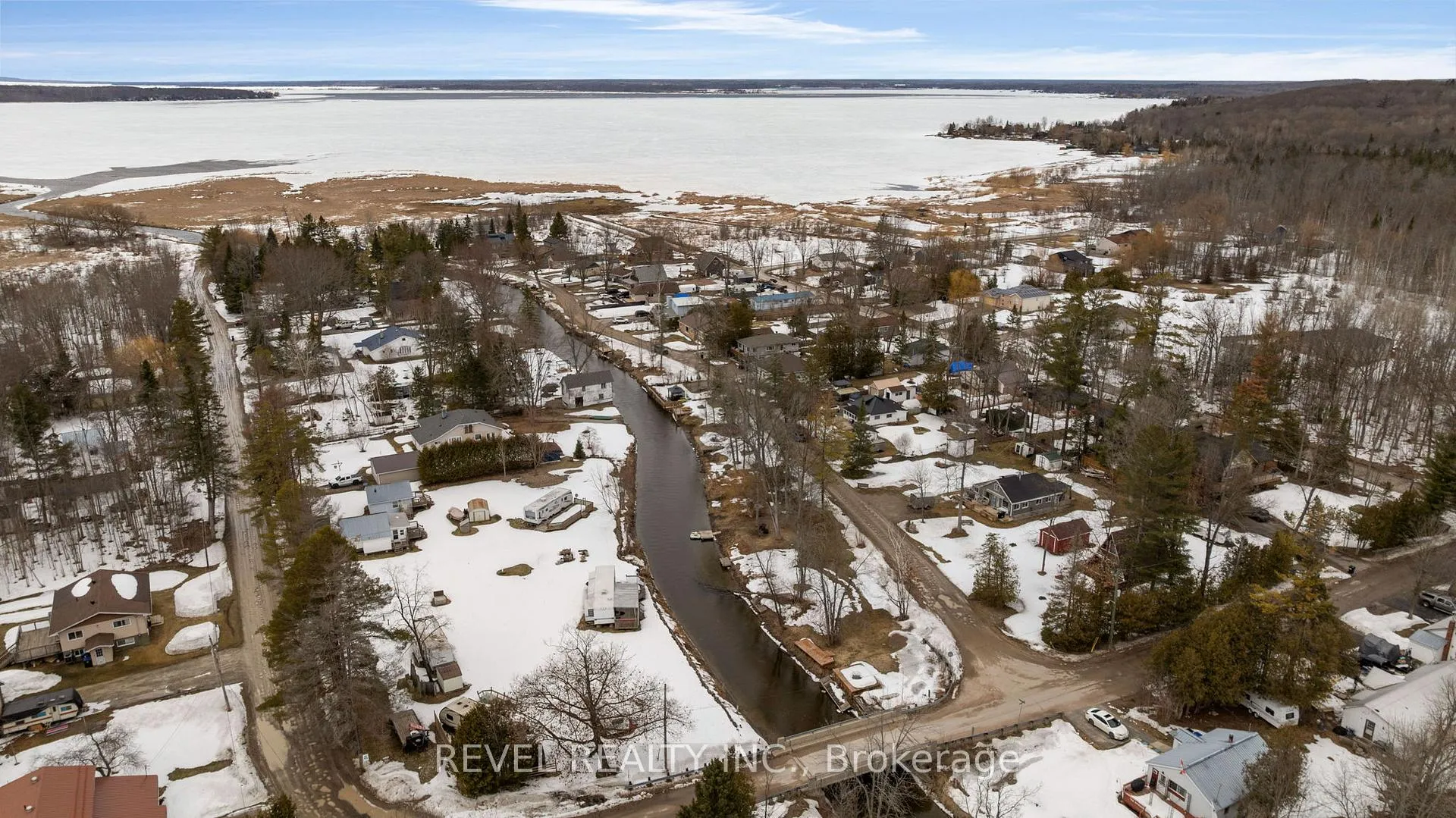Photo 4 of 53 Playfair Drive, Tay, Rural Tay — HOMEH