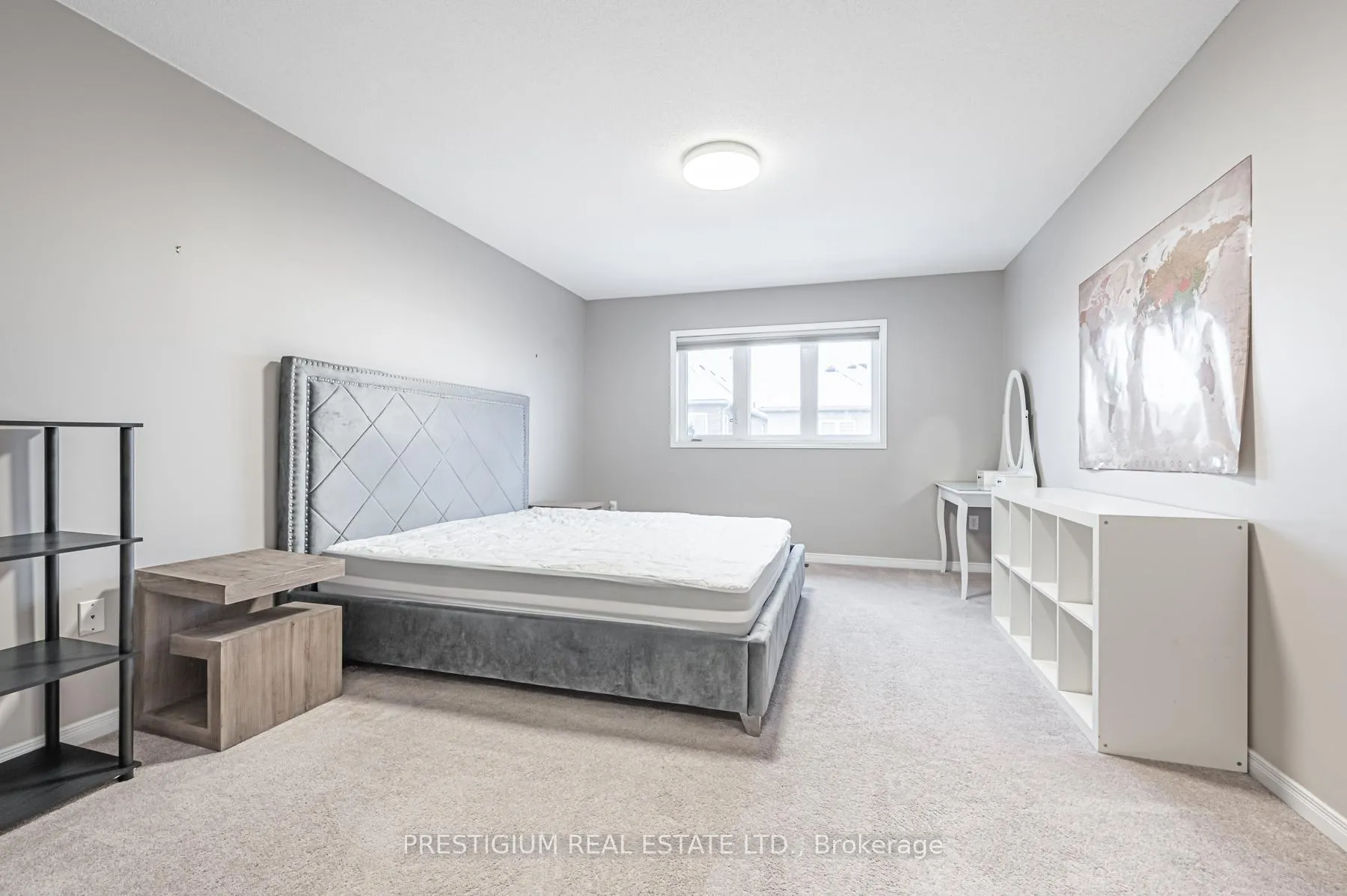 Photo 14 of 25 White Beach Crescent, Vaughan, Patterson — HOMEH