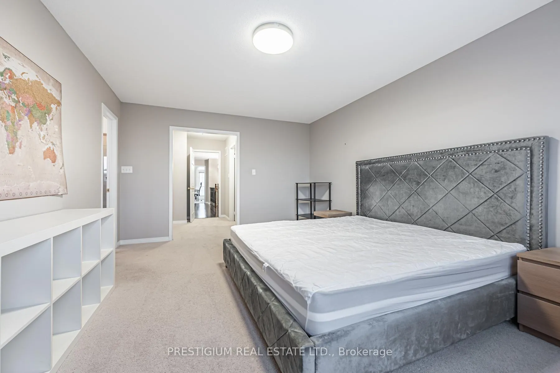 Photo 16 of 25 White Beach Crescent, Vaughan, Patterson — HOMEH