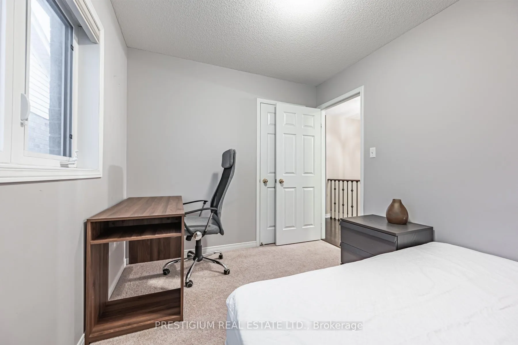 Photo 21 of 25 White Beach Crescent, Vaughan, Patterson — HOMEH