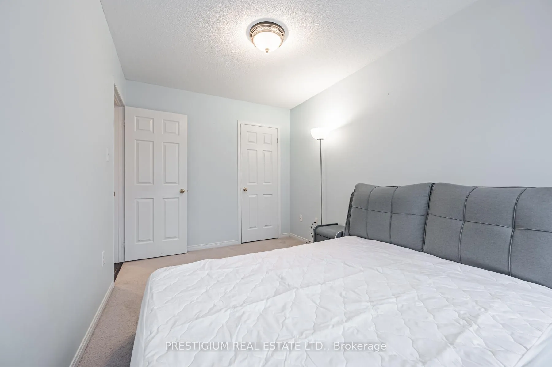 Photo 24 of 25 White Beach Crescent, Vaughan, Patterson — HOMEH