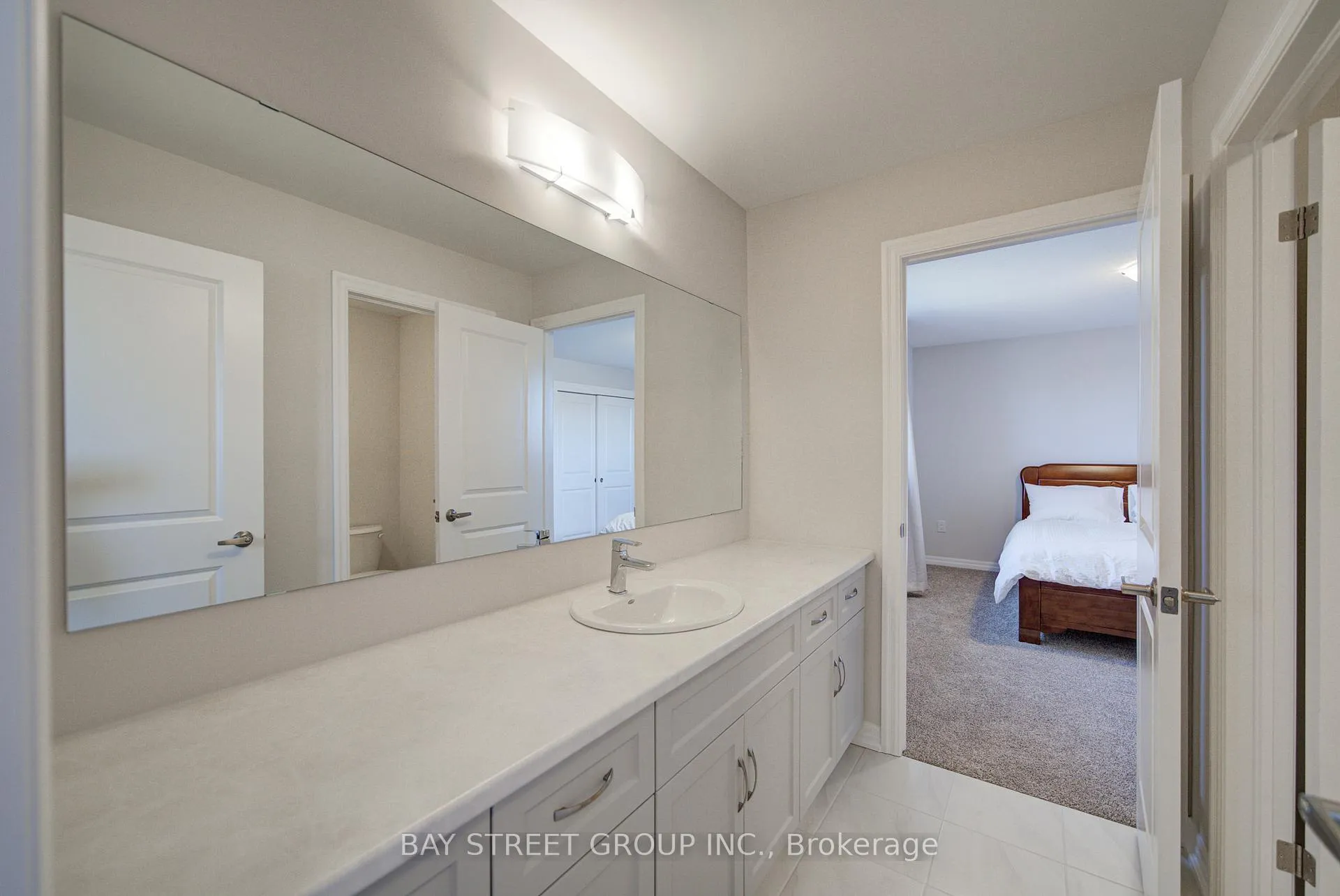 Photo 13 of 39 Meadowlark Drive, Port Colborne, Main Street — HOMEH