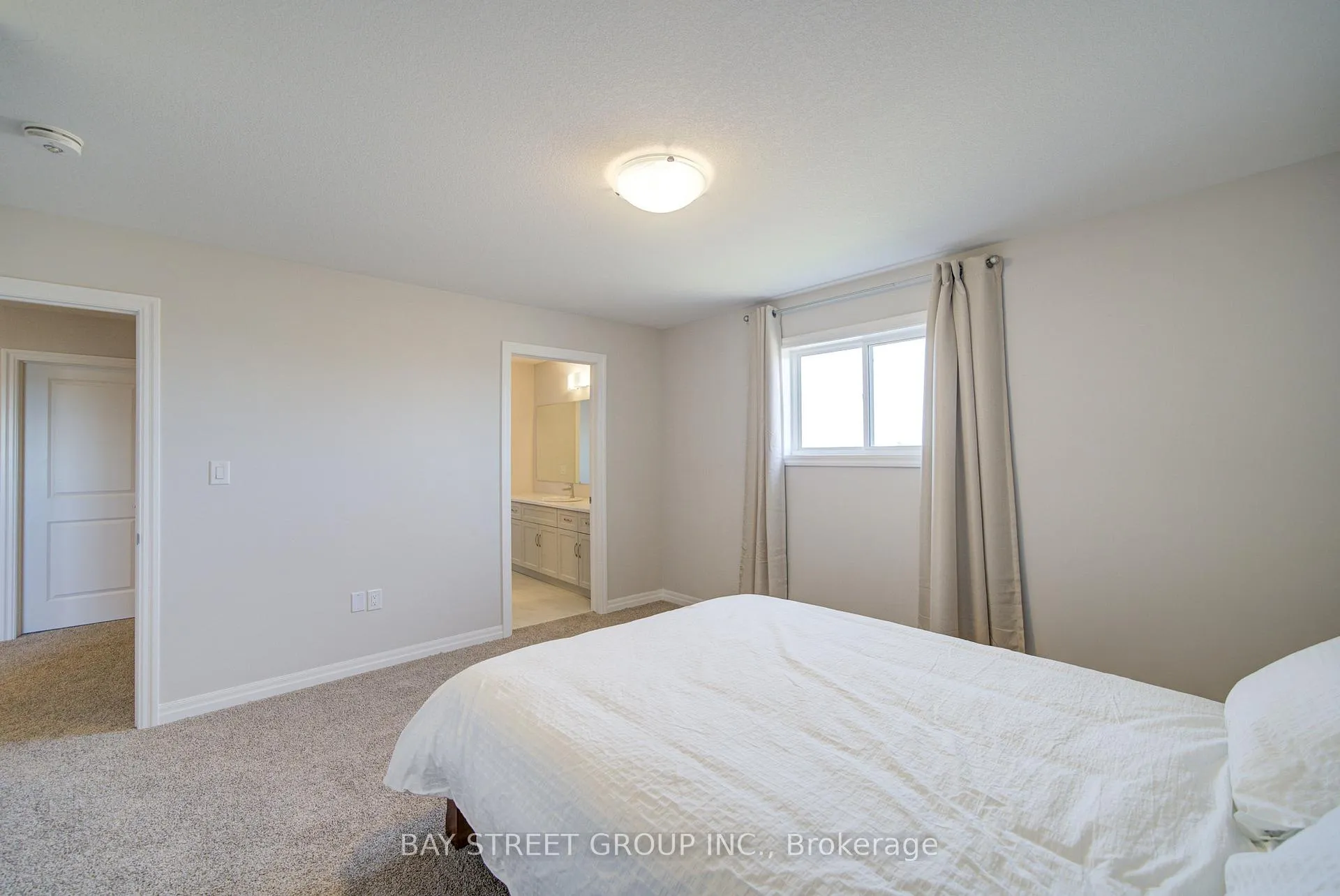 Photo 16 of 39 Meadowlark Drive, Port Colborne, Main Street — HOMEH