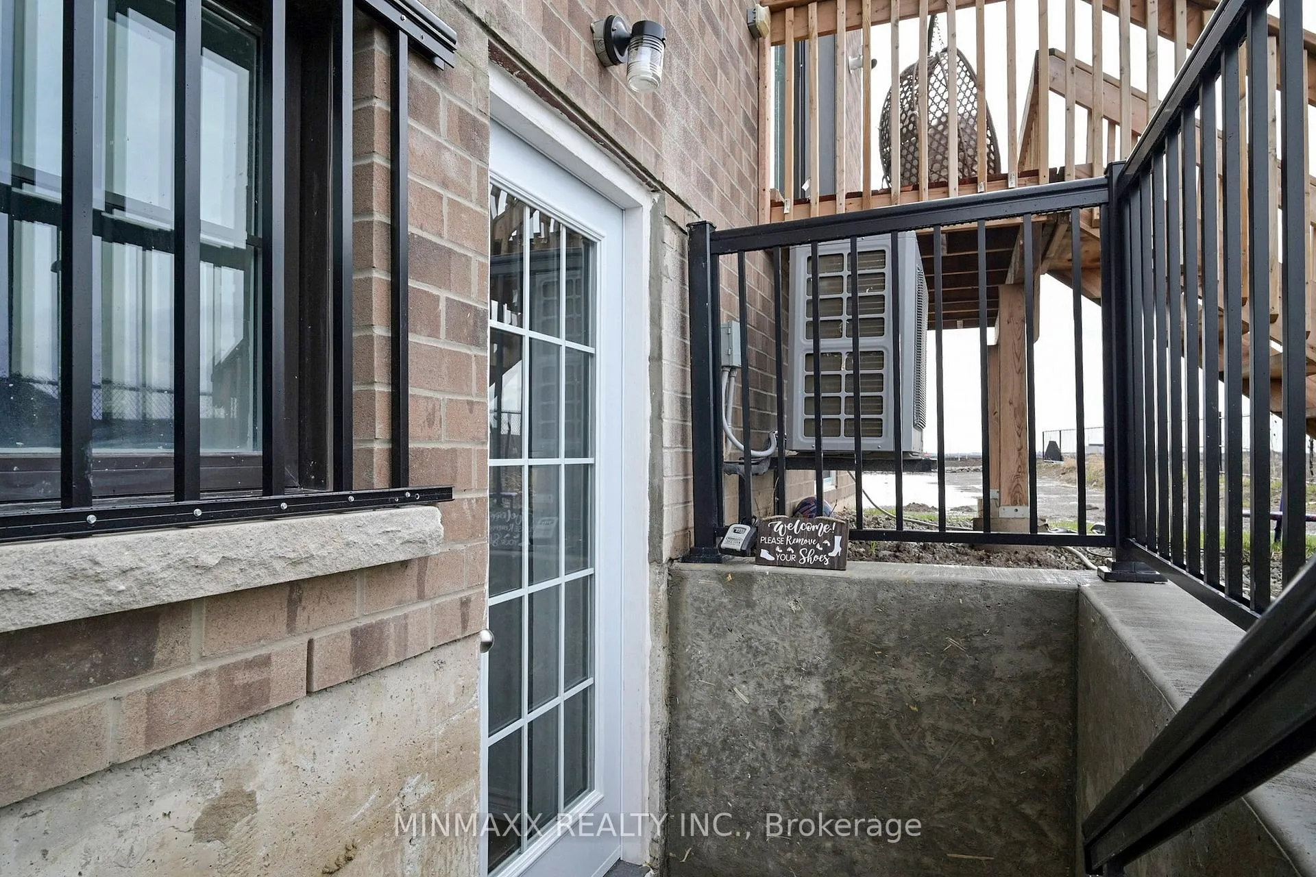 Photo 35 of 1382 Leriche Way, Milton, Bowes — HOMEH