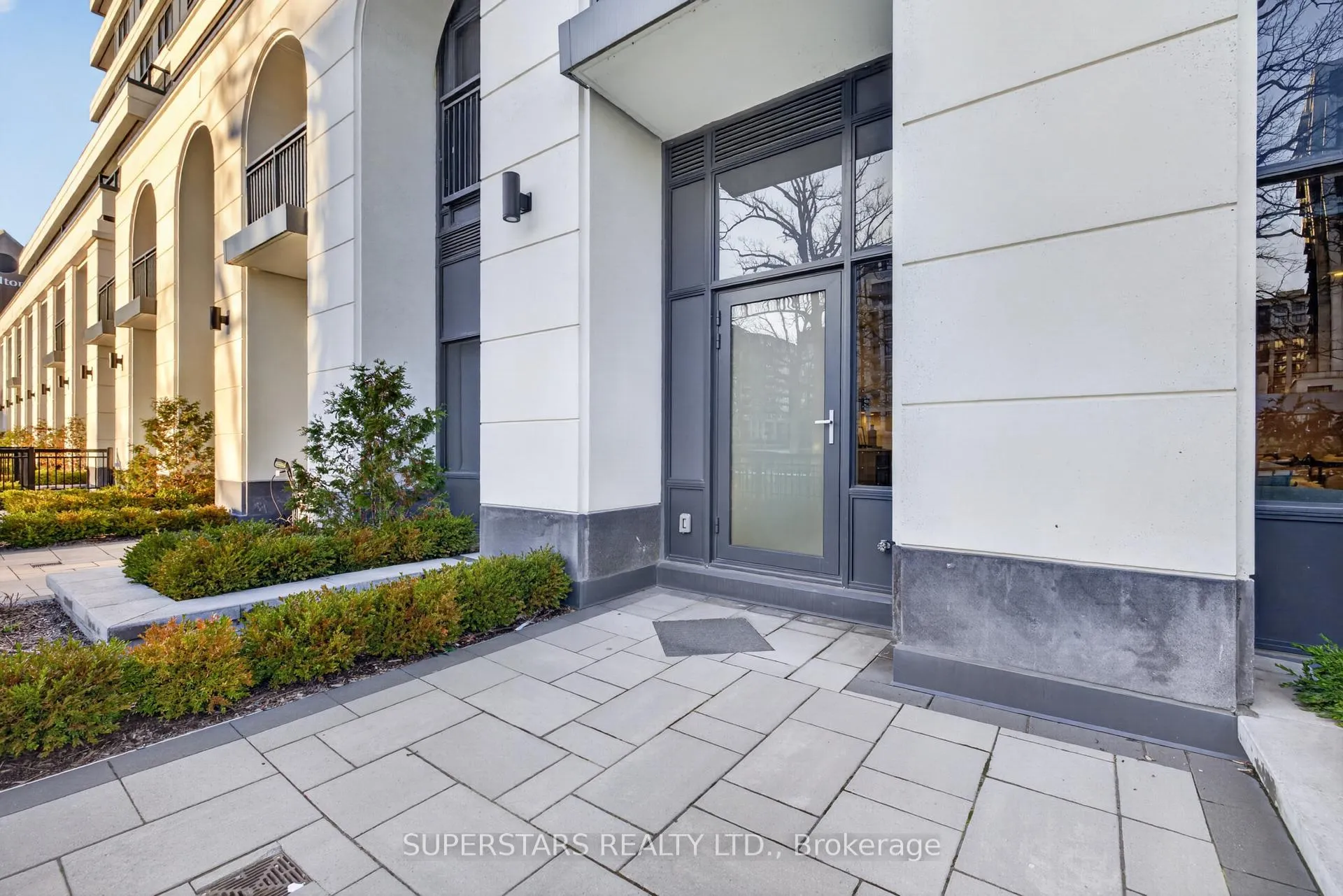 Photo 21 of Unit W118, 8 Cedarland Drive, Markham, Unionville — HOMEH