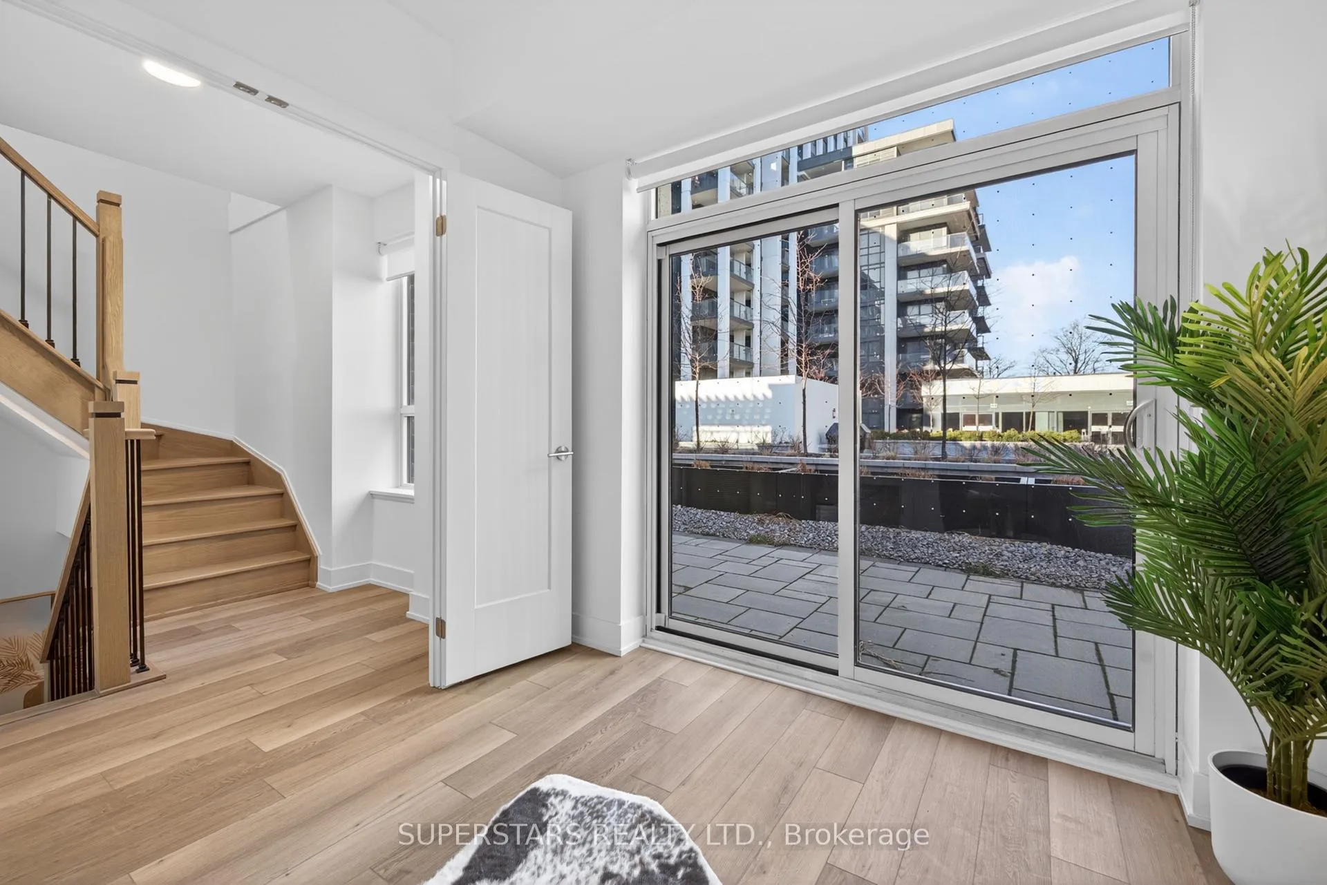 Photo 37 of Unit W118, 8 Cedarland Drive, Markham, Unionville — HOMEH